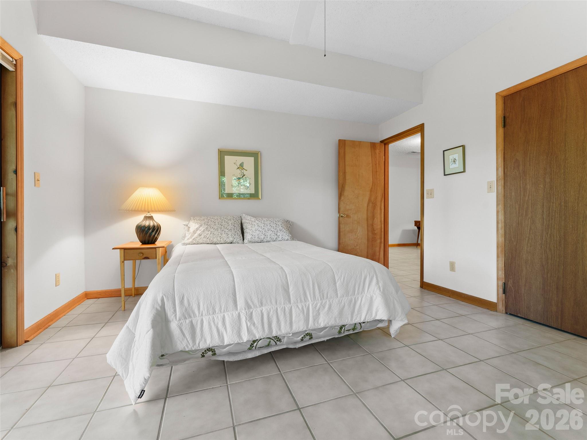 43 Hungryneck Hollow Lane — Saluda
