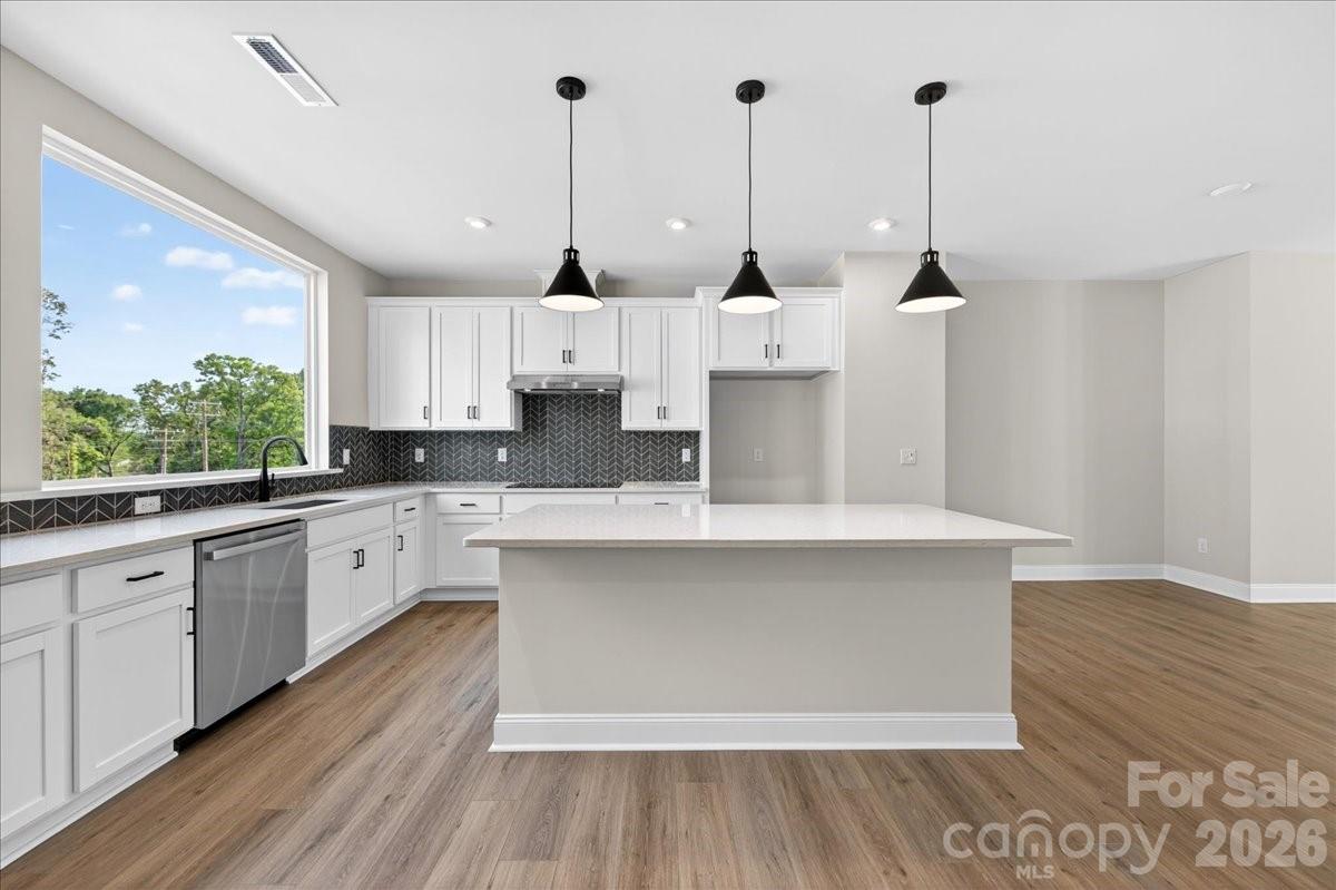 7929 Cedarsmith Court — Charlotte