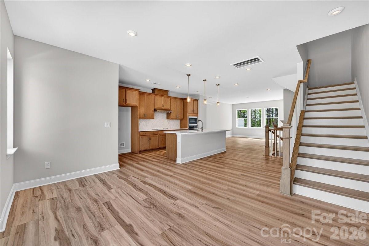 7925 Cedarsmith Court — Charlotte