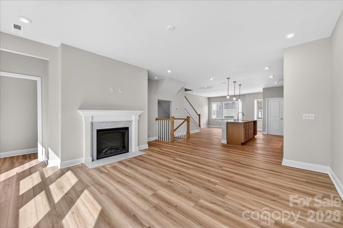 7925 Cedarsmith Court — Charlotte