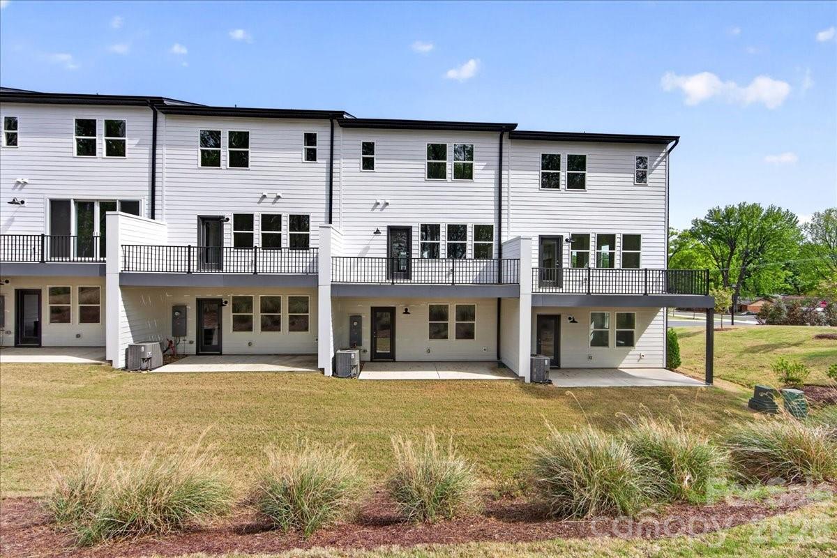 7925 Cedarsmith Court — Charlotte