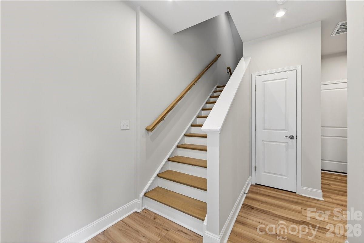 7925 Cedarsmith Court — Charlotte