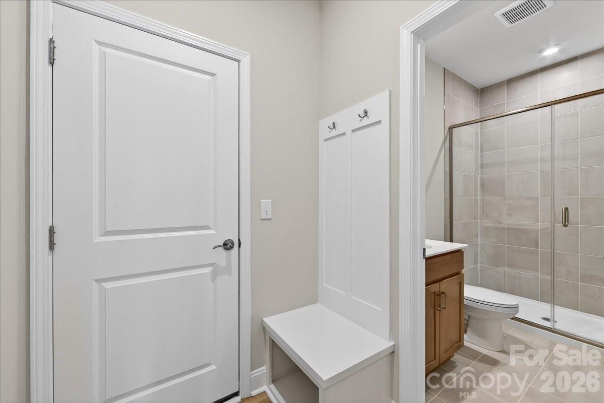 7925 Cedarsmith Court — Charlotte