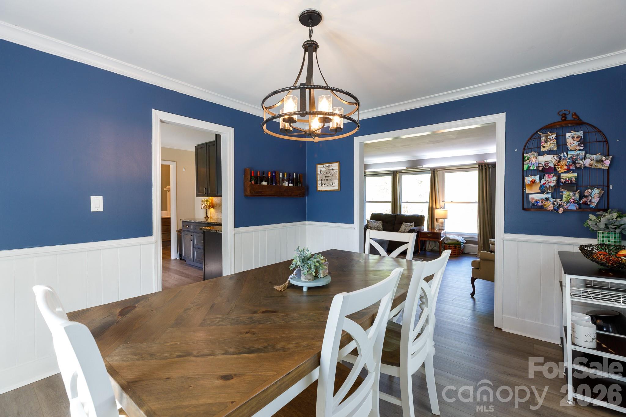 122 Crestwood Drive — Chester