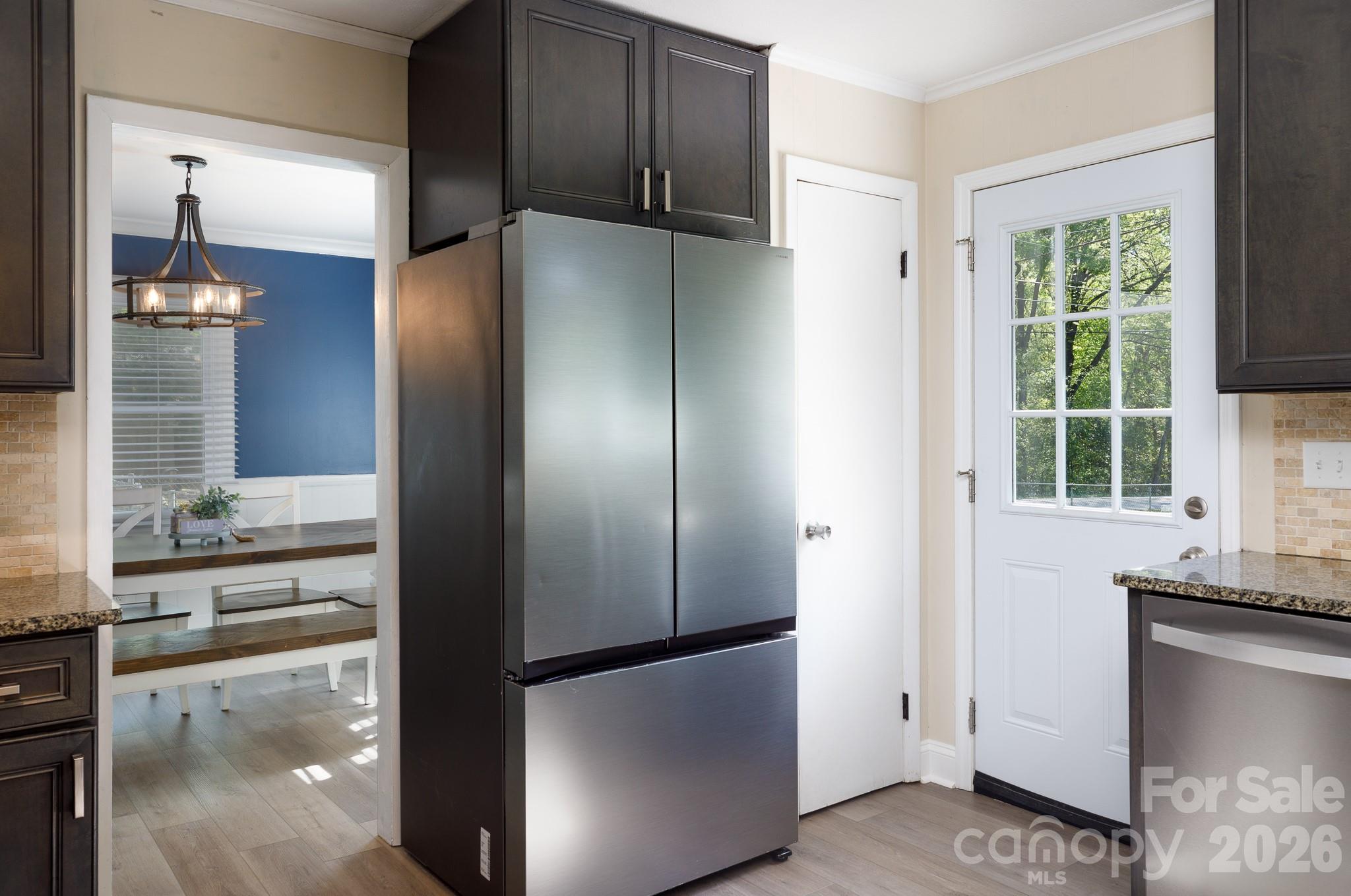 122 Crestwood Drive — Chester