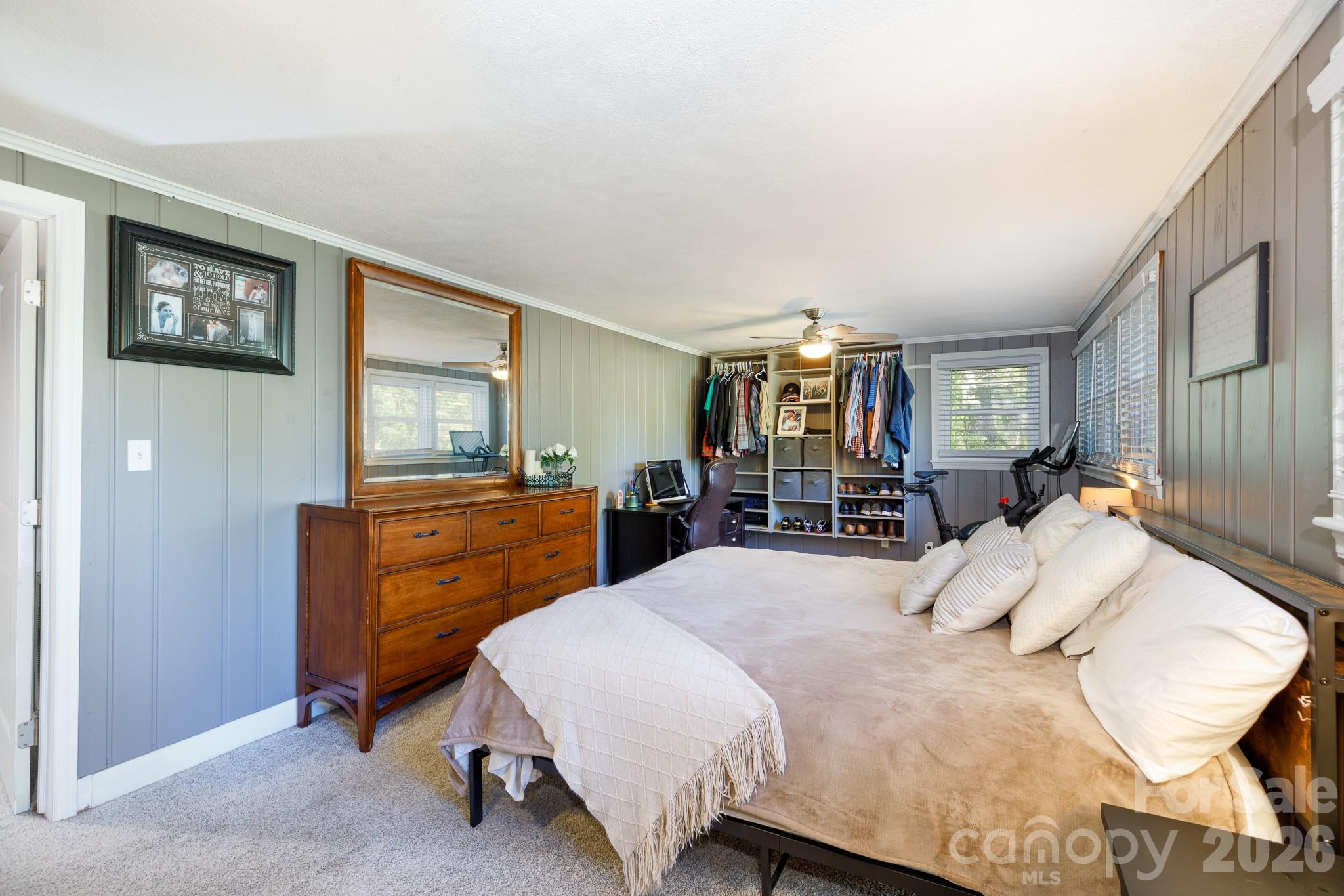 122 Crestwood Drive — Chester