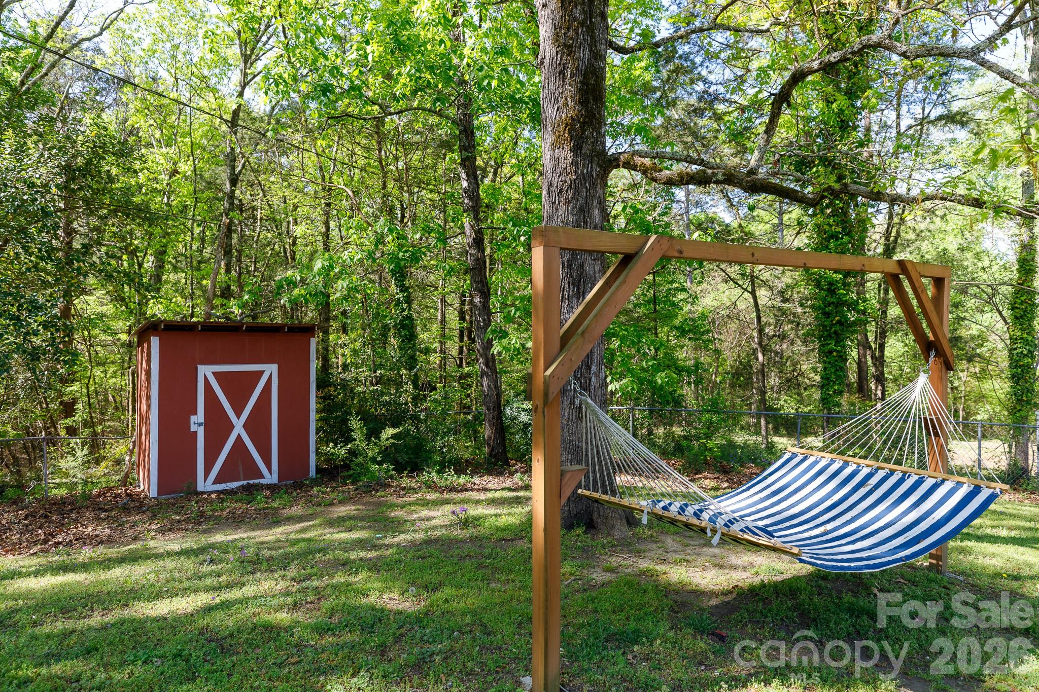 122 Crestwood Drive — Chester