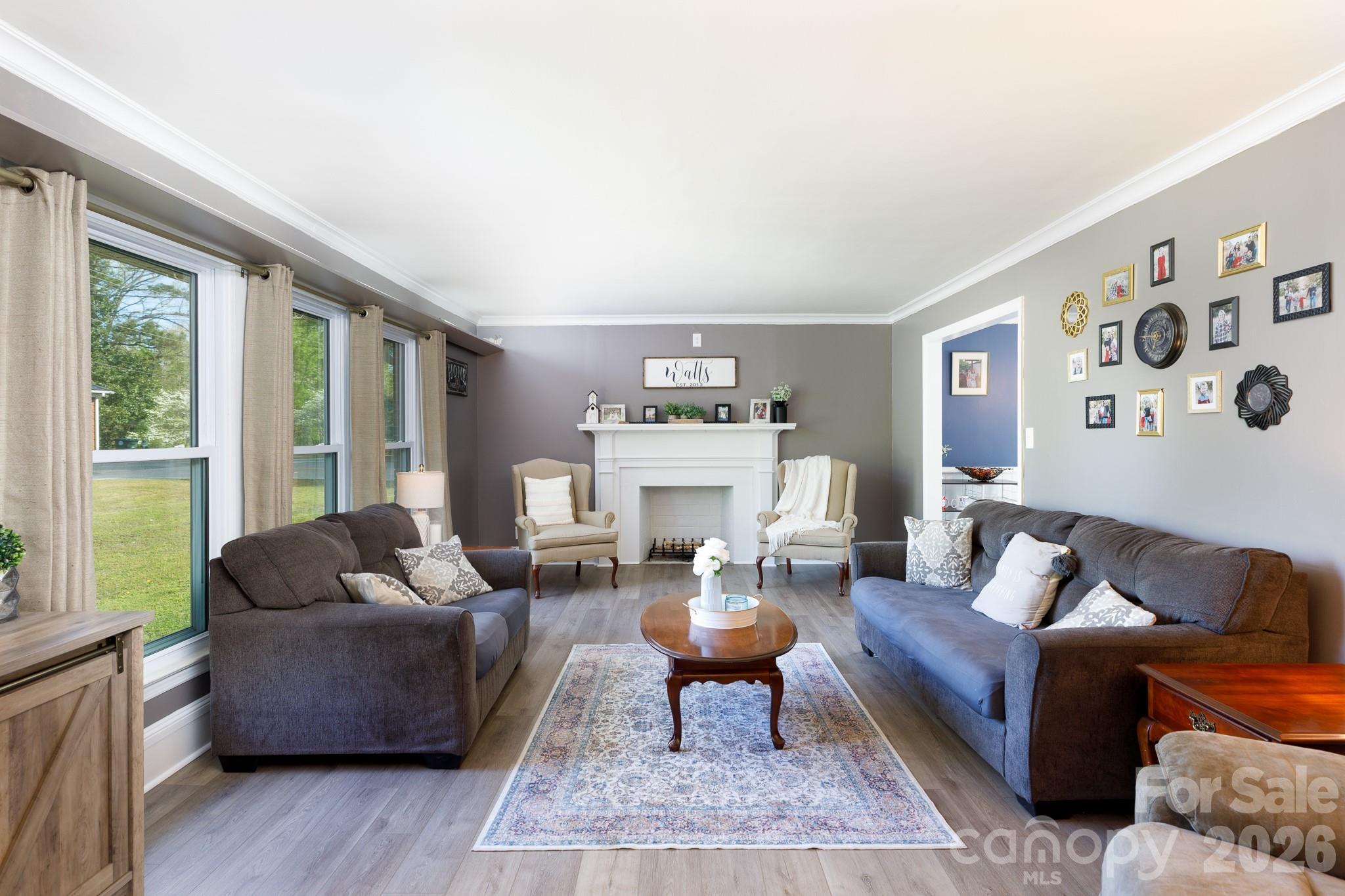 122 Crestwood Drive — Chester