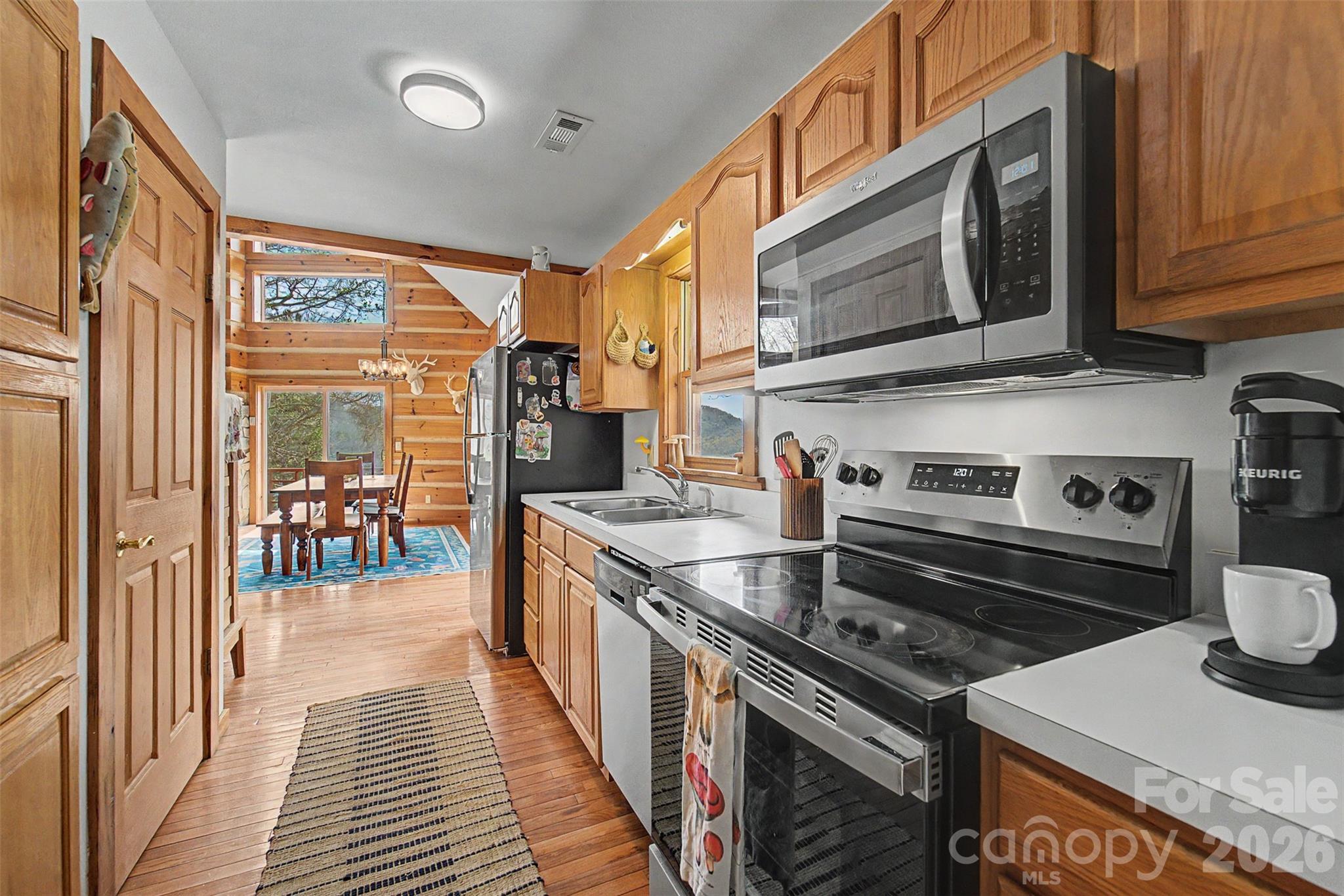 183 Ridge Place — Bryson City