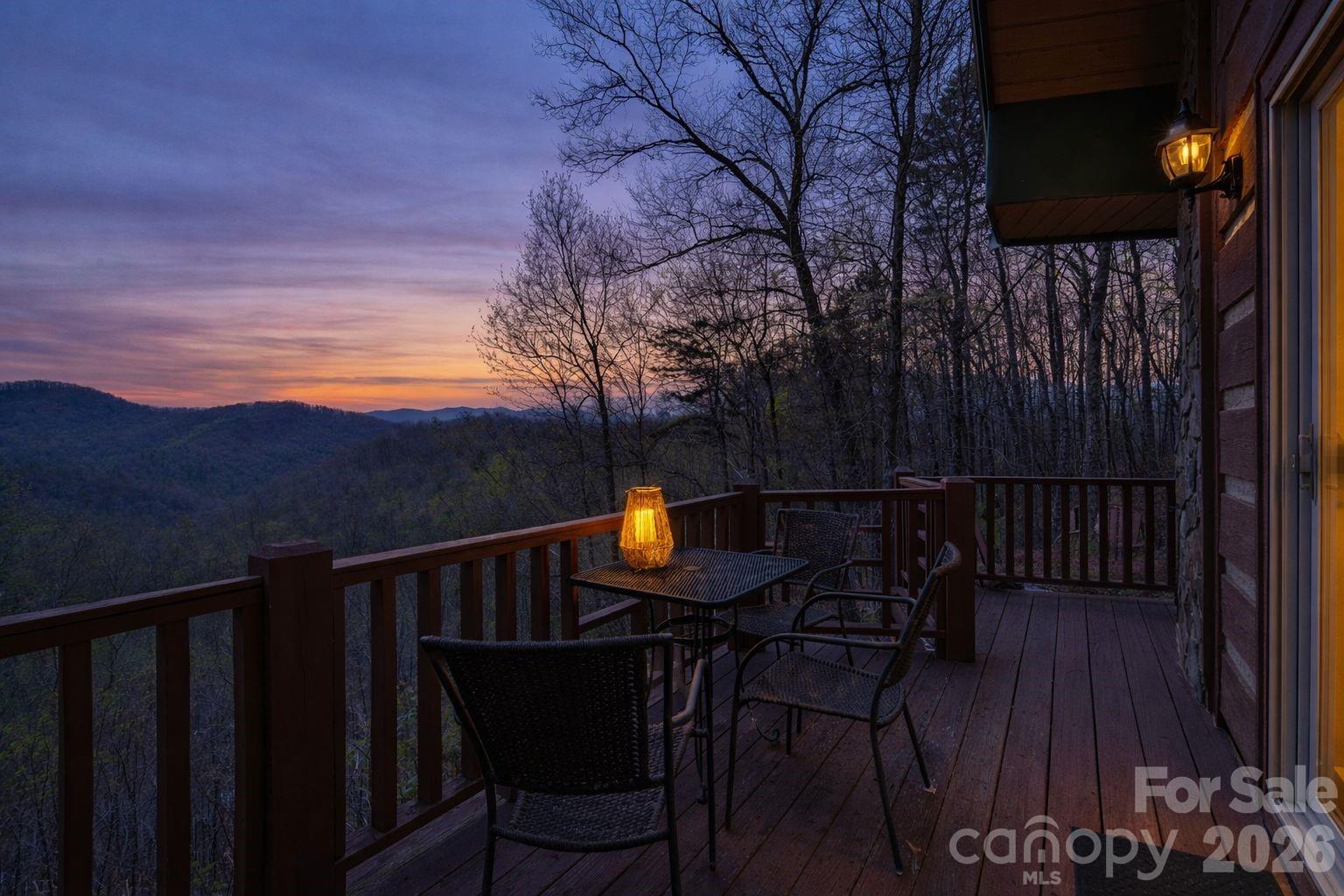 183 Ridge Place — Bryson City