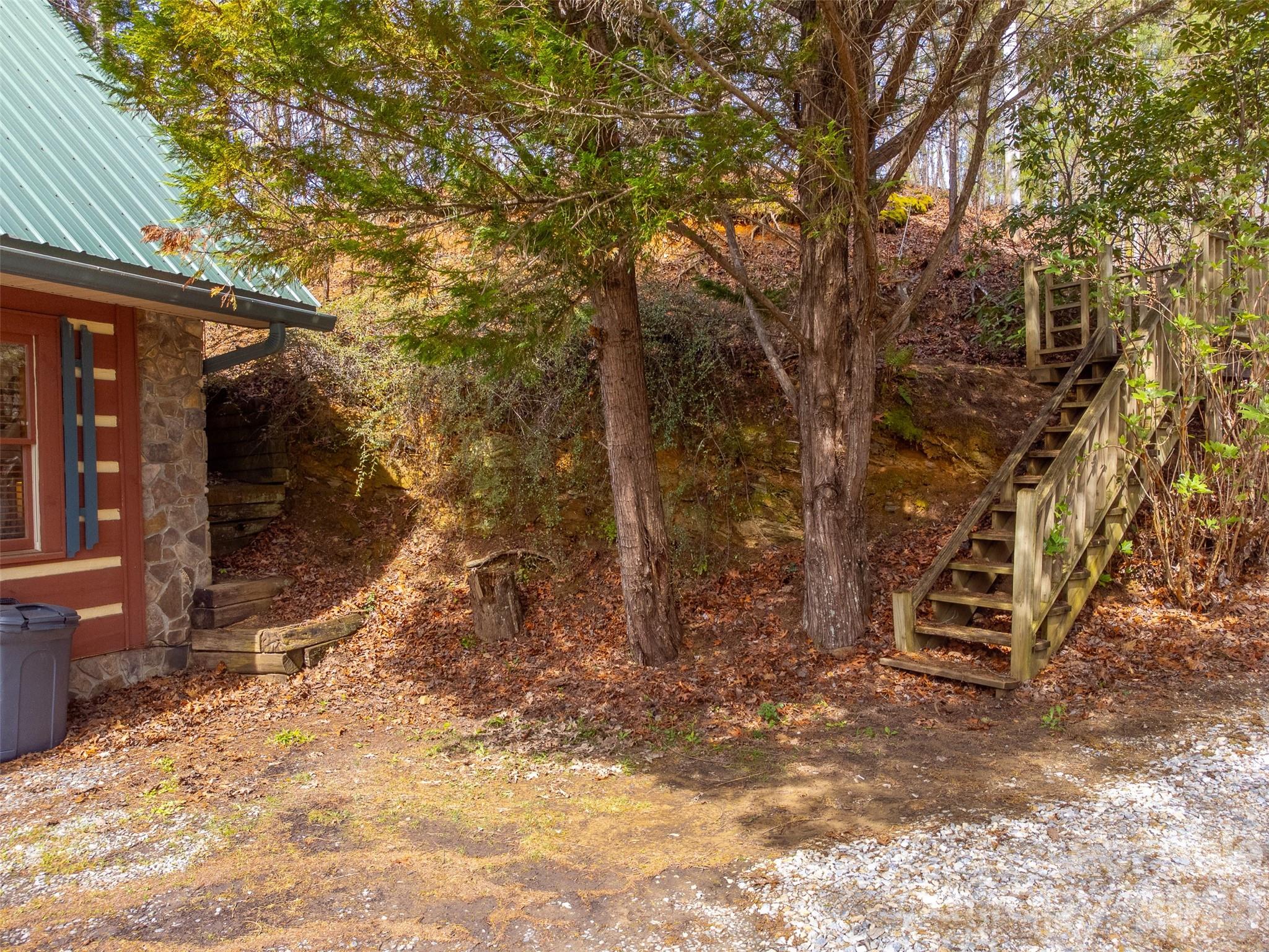 183 Ridge Place — Bryson City
