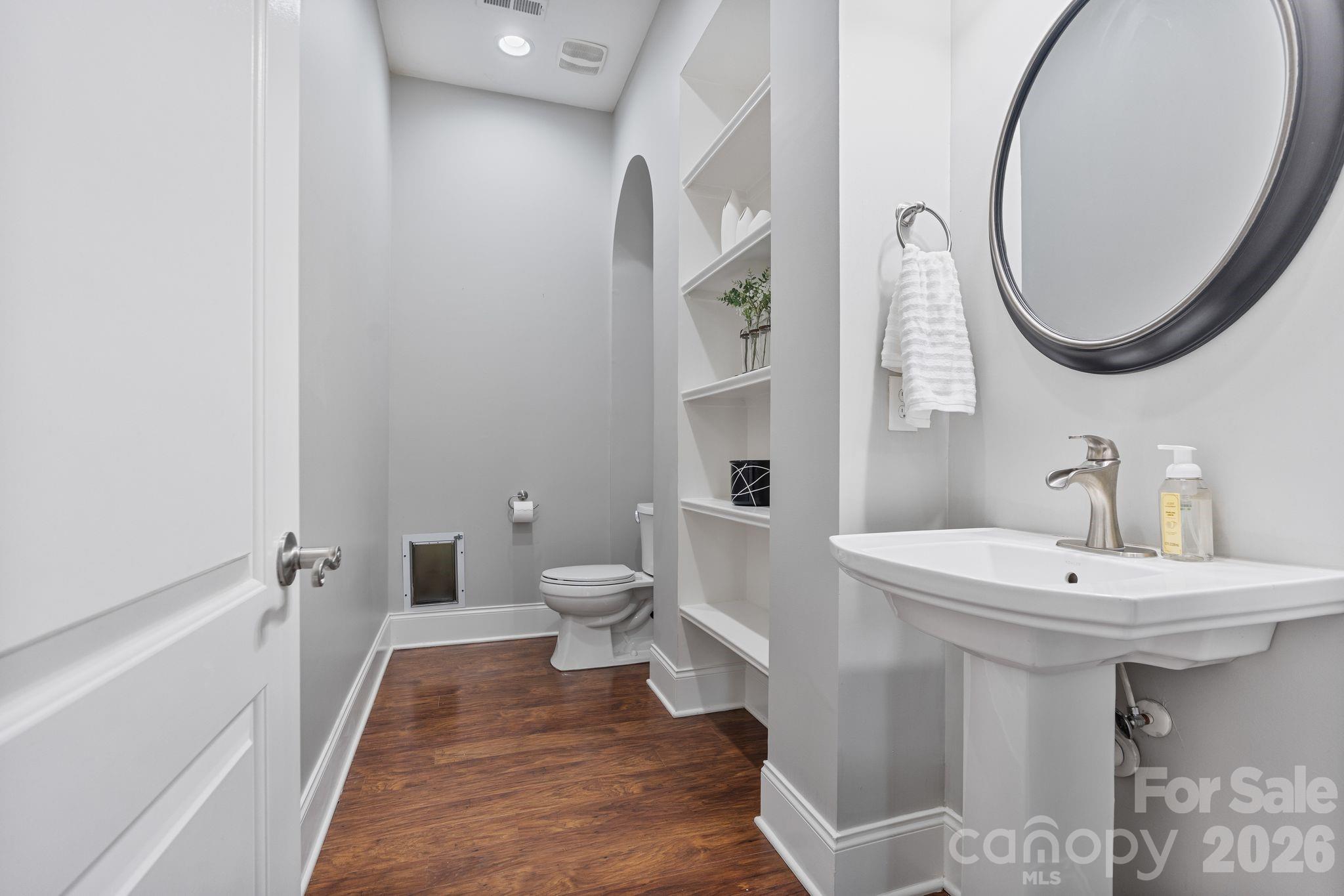 7575 Cottonwood Drive — Denver