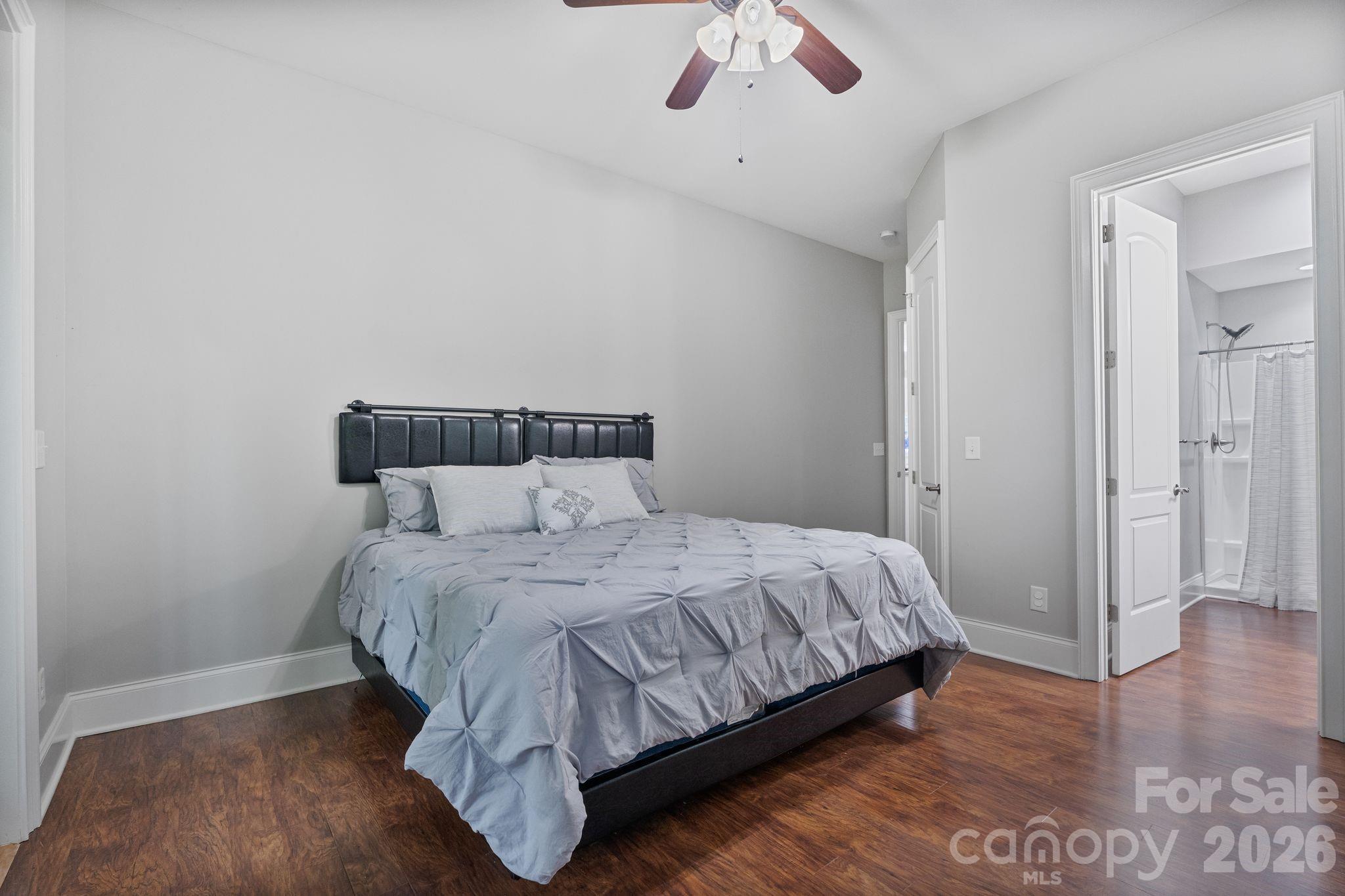 7575 Cottonwood Drive — Denver