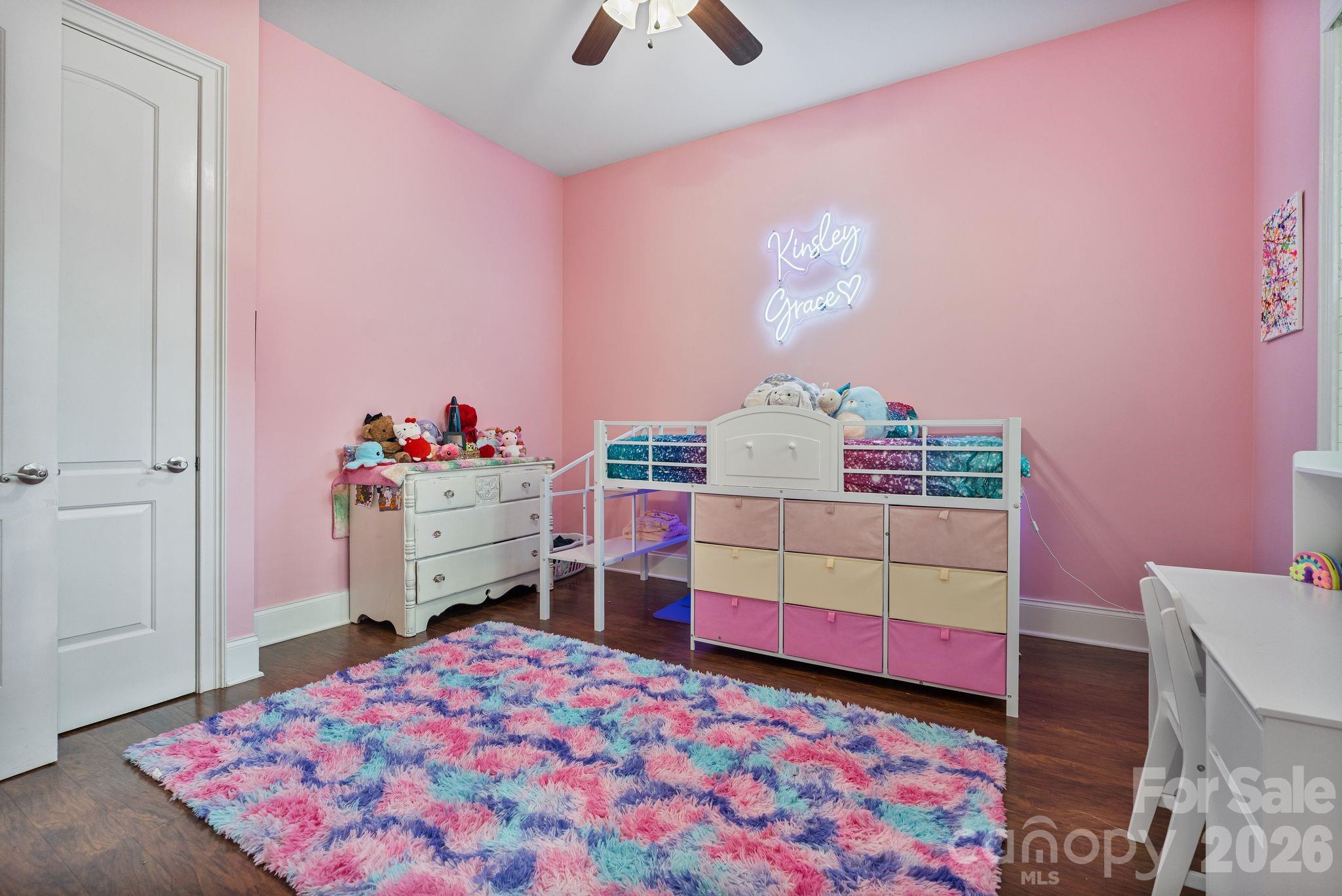 7575 Cottonwood Drive — Denver