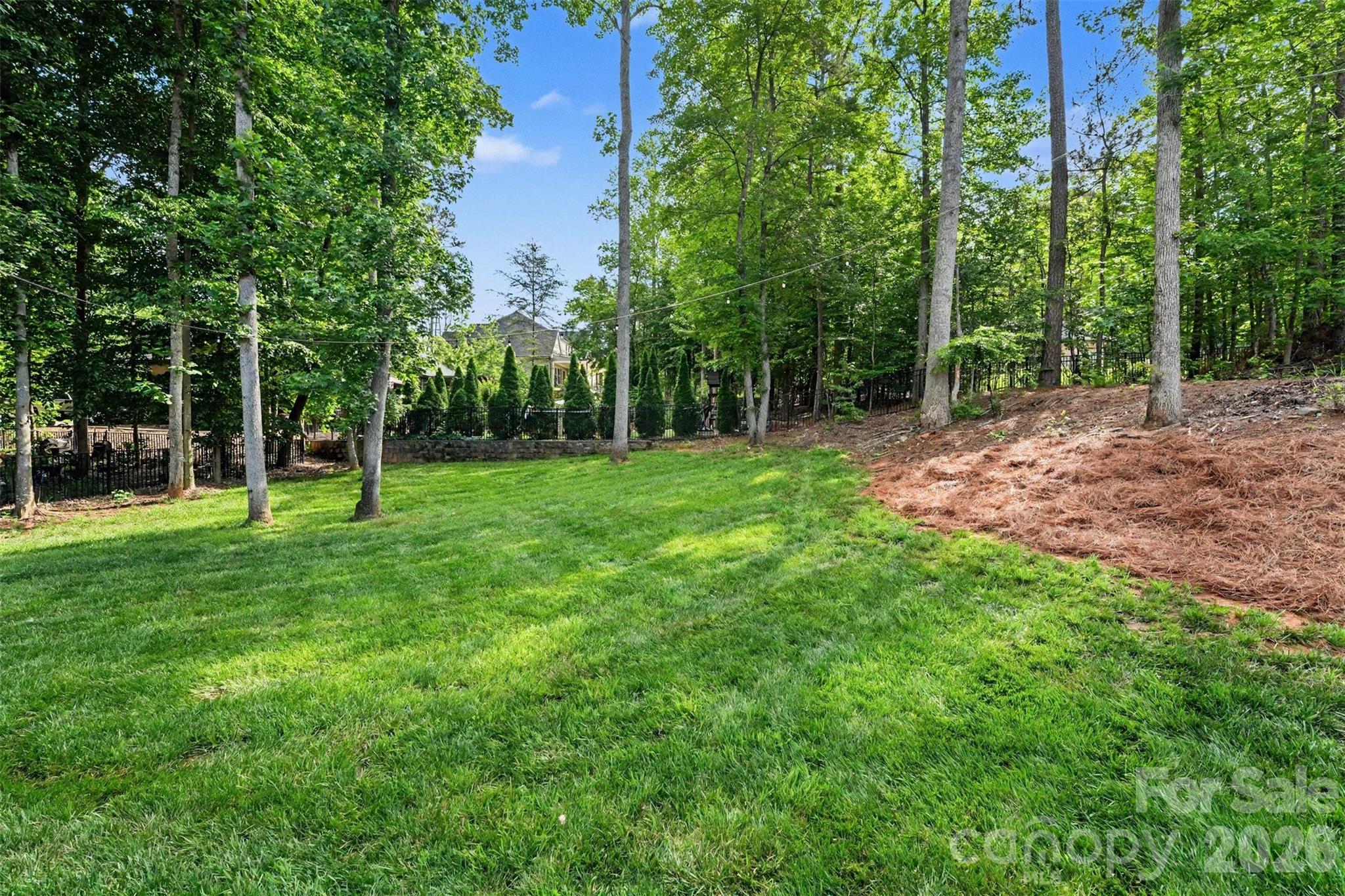 7575 Cottonwood Drive — Denver
