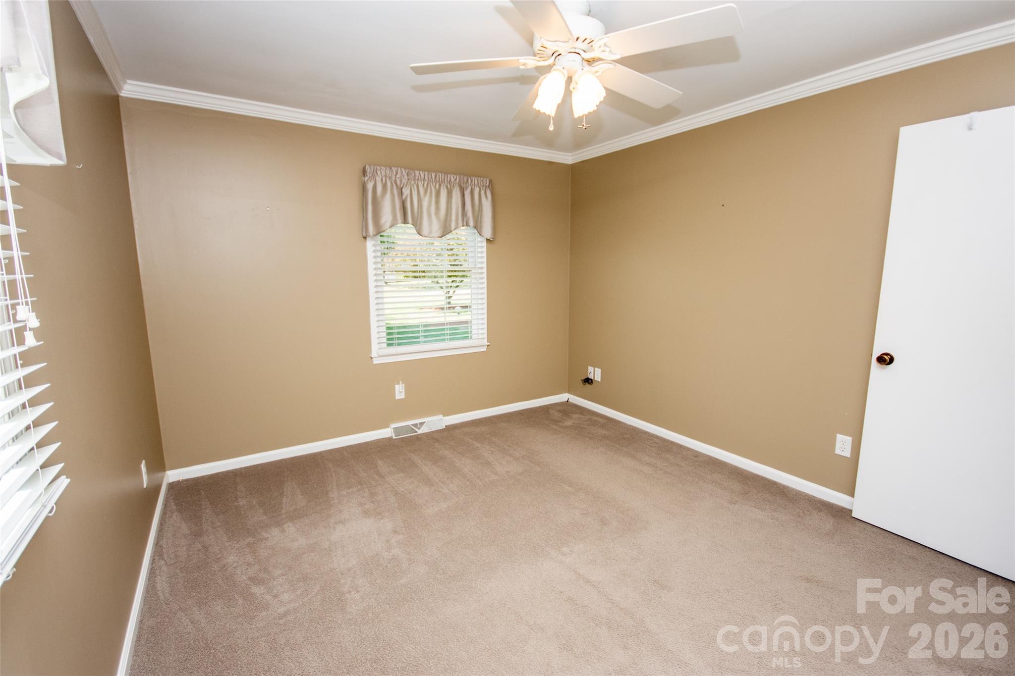 167 Southwood Drive — Statesville