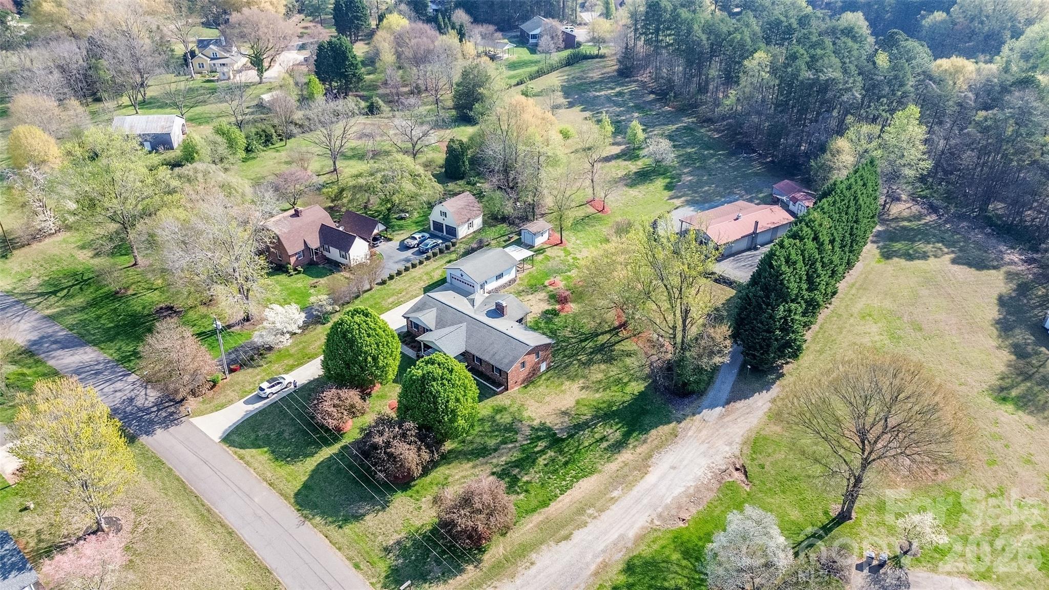 167 Southwood Drive — Statesville