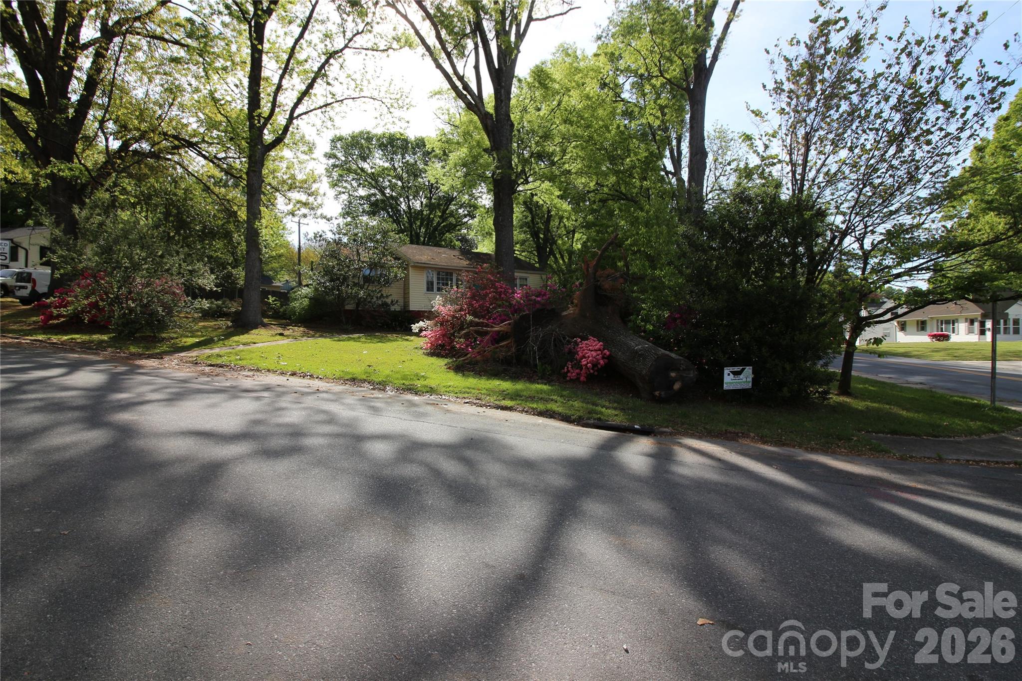 3300 Maywood Drive — Charlotte