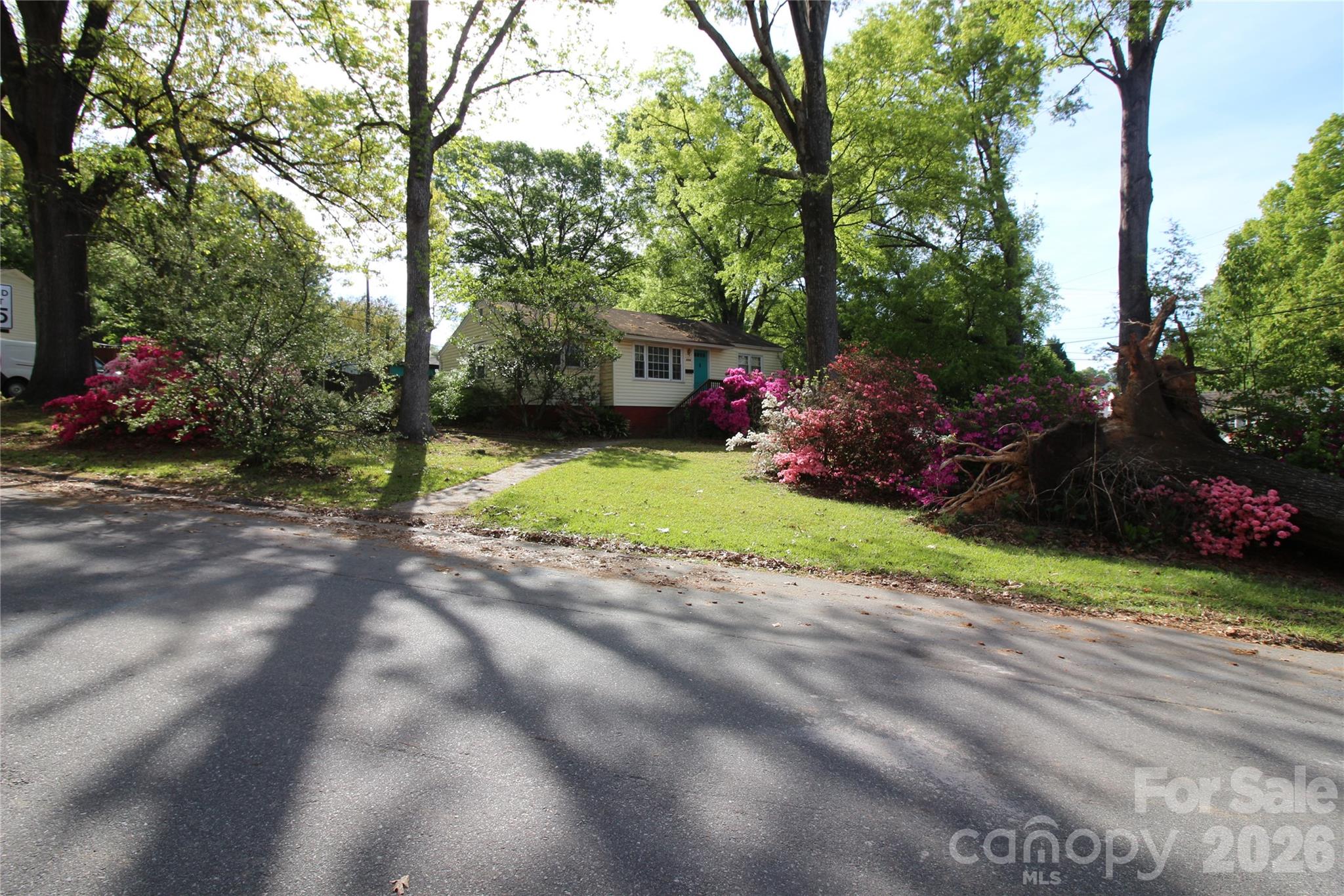 3300 Maywood Drive — Charlotte