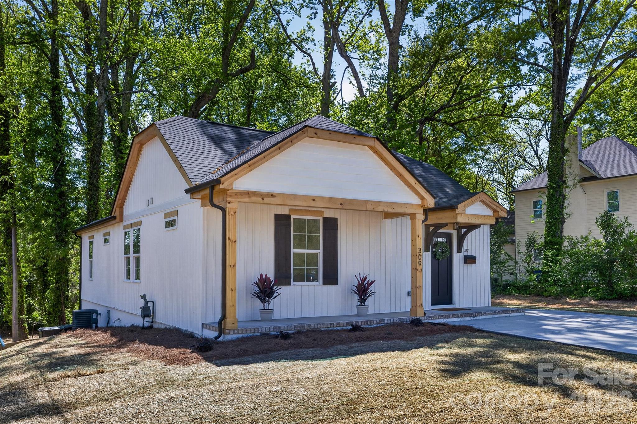 309 W Gold Street — Kings Mountain