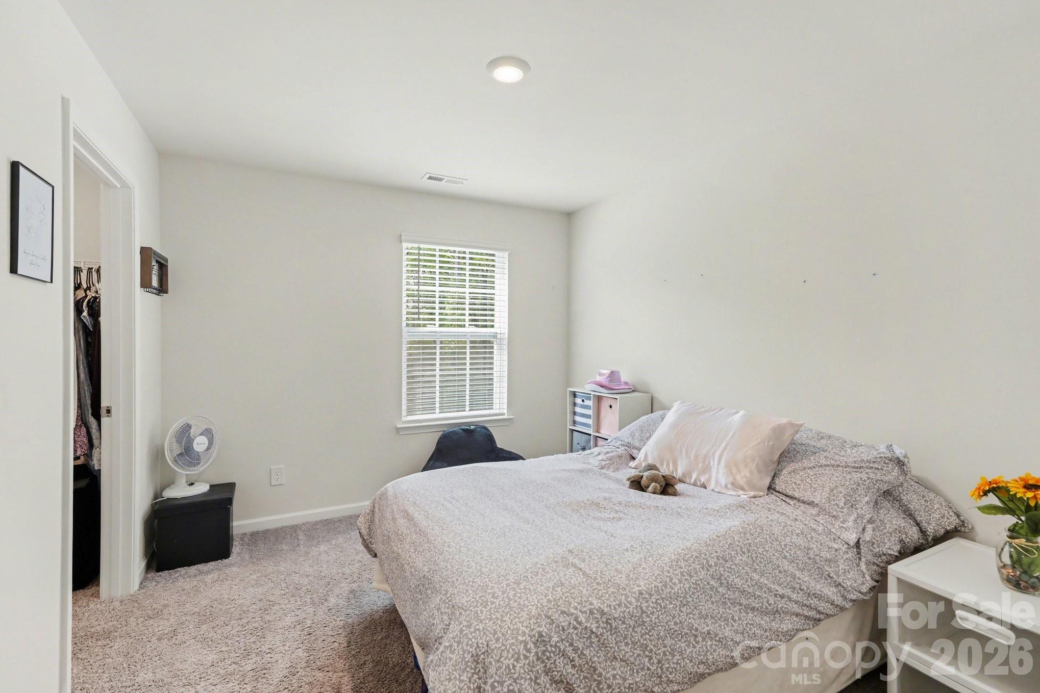 8133 Clairwood Drive — Charlotte