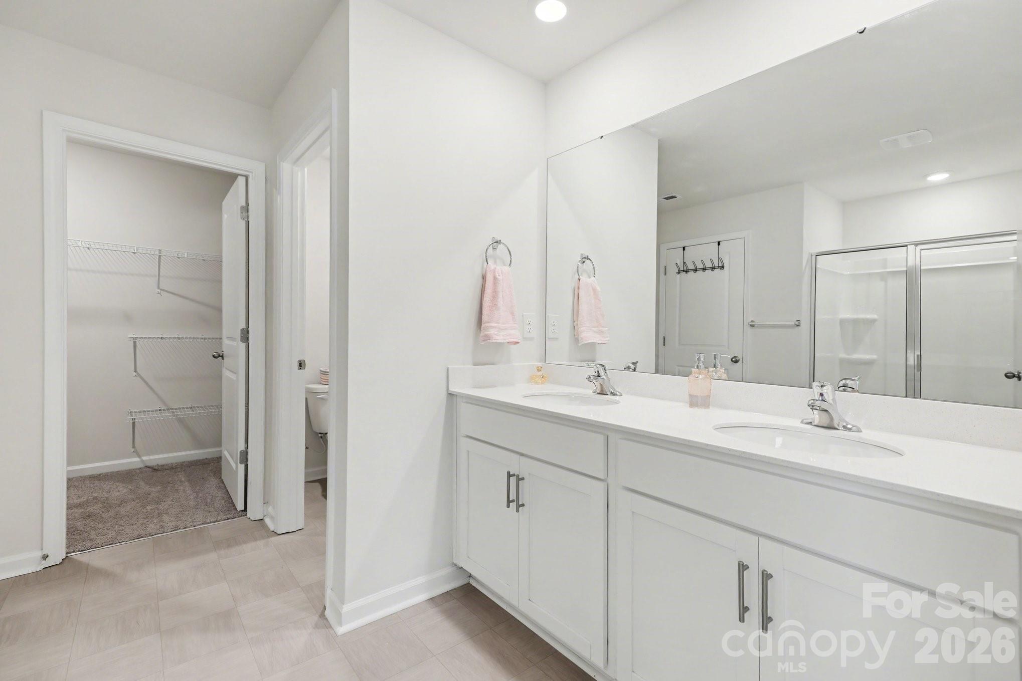 8133 Clairwood Drive — Charlotte