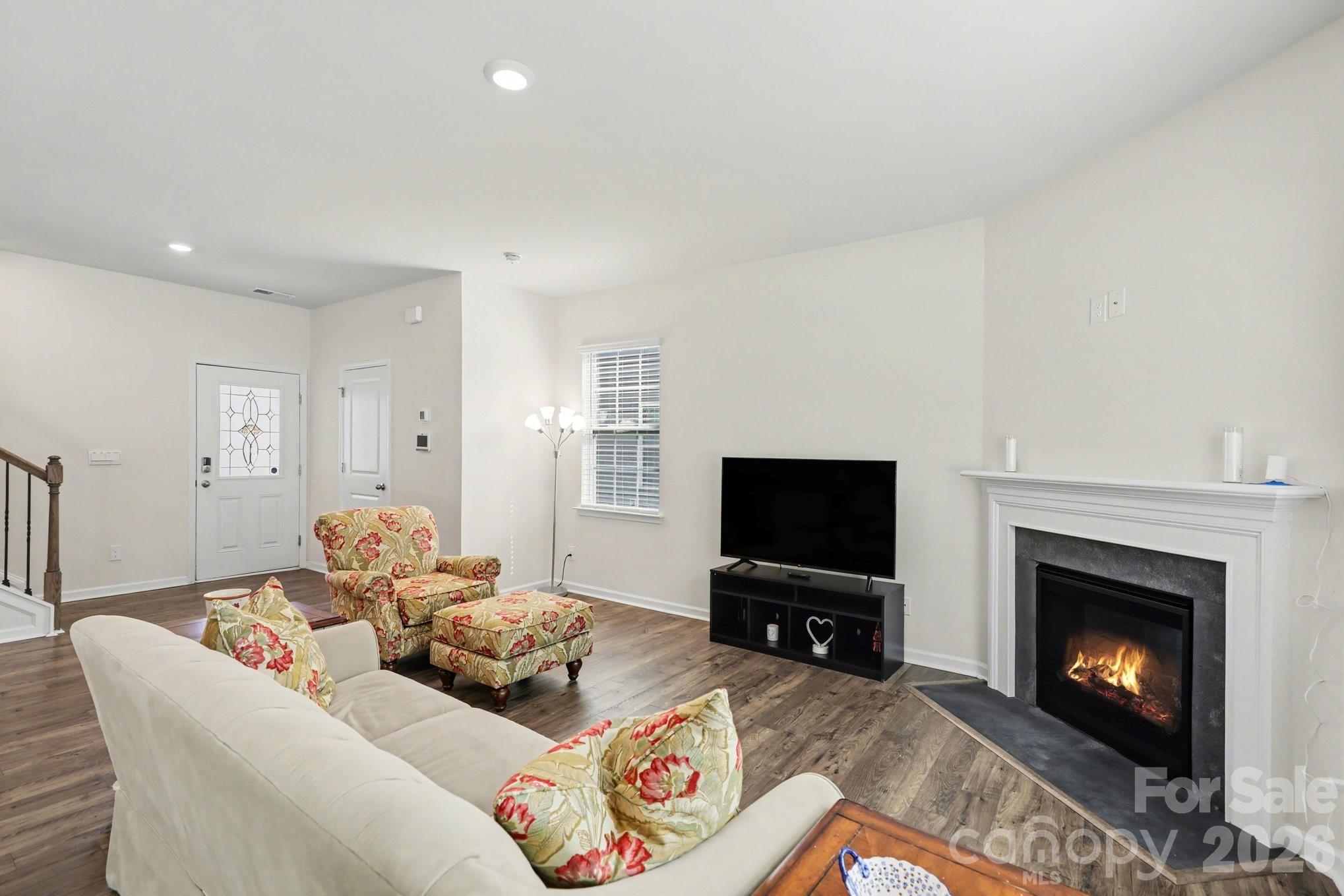8133 Clairwood Drive — Charlotte