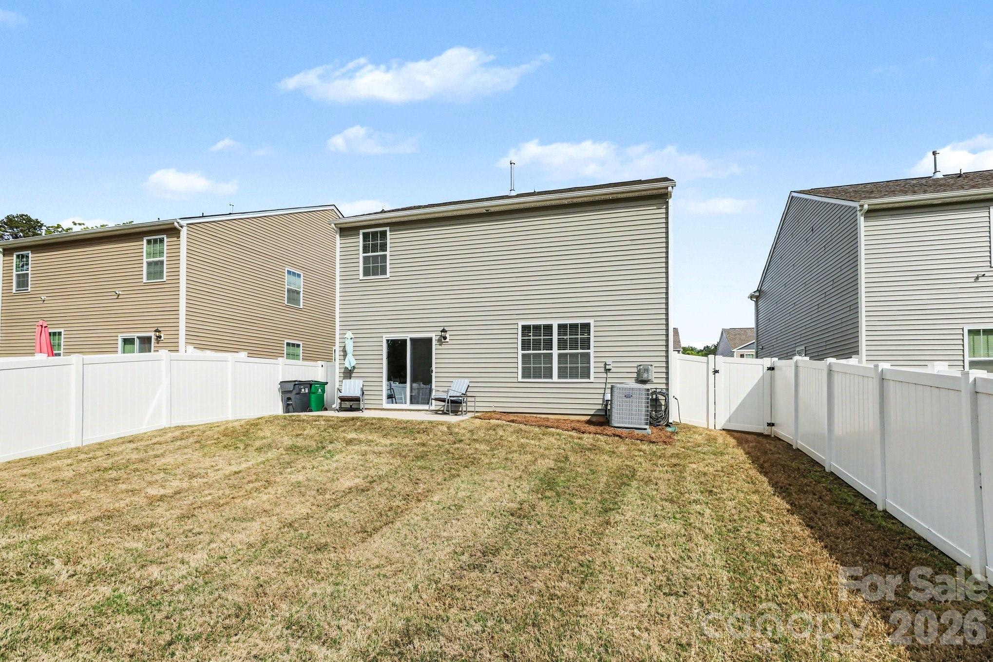 8133 Clairwood Drive — Charlotte