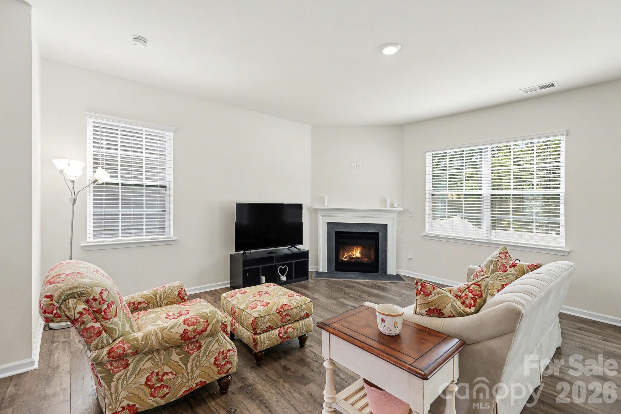 8133 Clairwood Drive — Charlotte