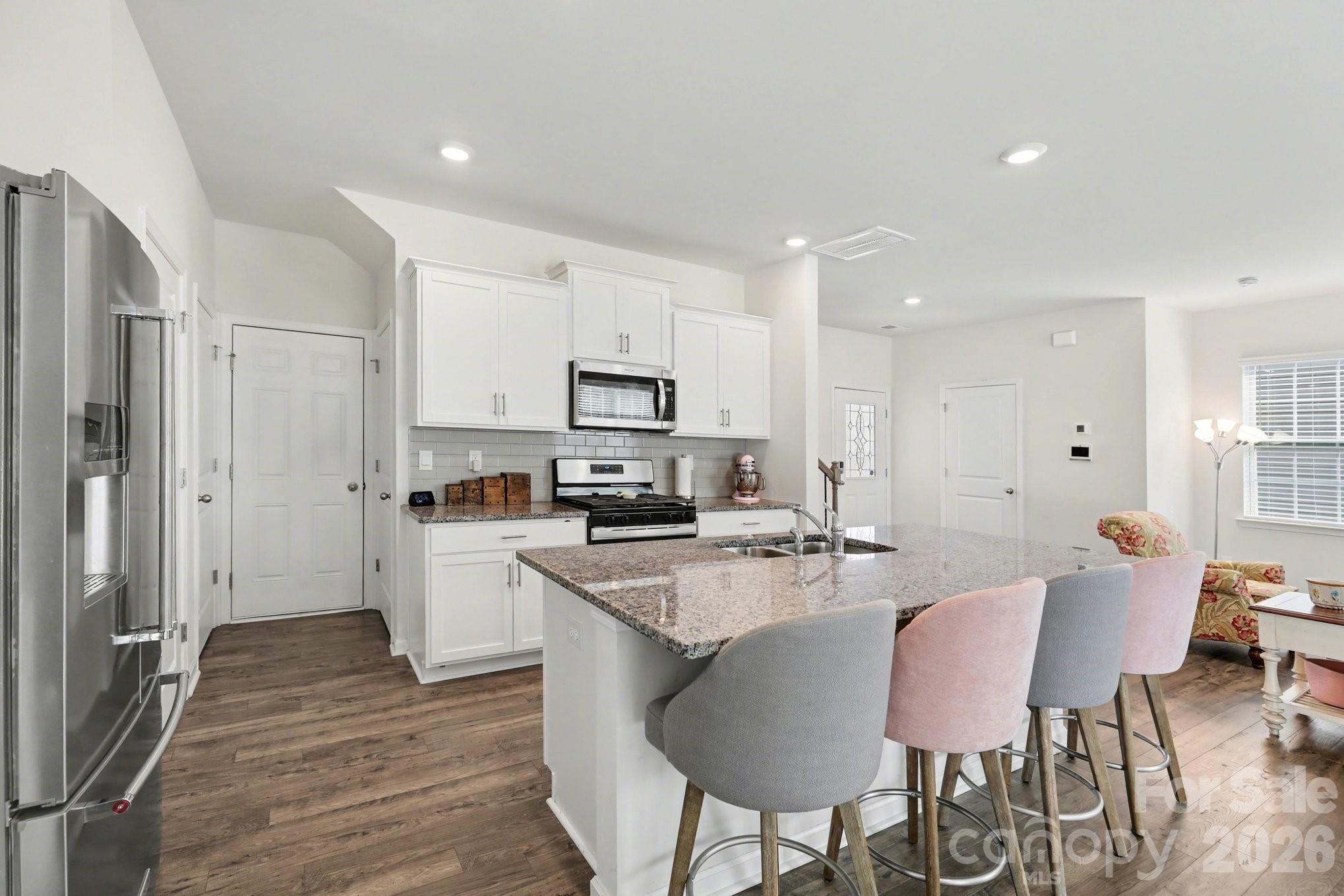 8133 Clairwood Drive — Charlotte