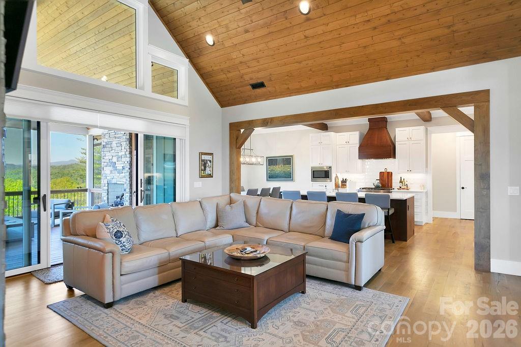 4454 Asheville Highway — Pisgah Forest