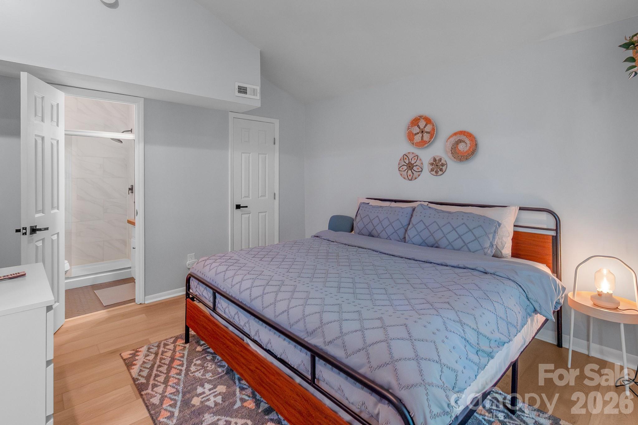 5812 Rock Hollow Drive — Charlotte