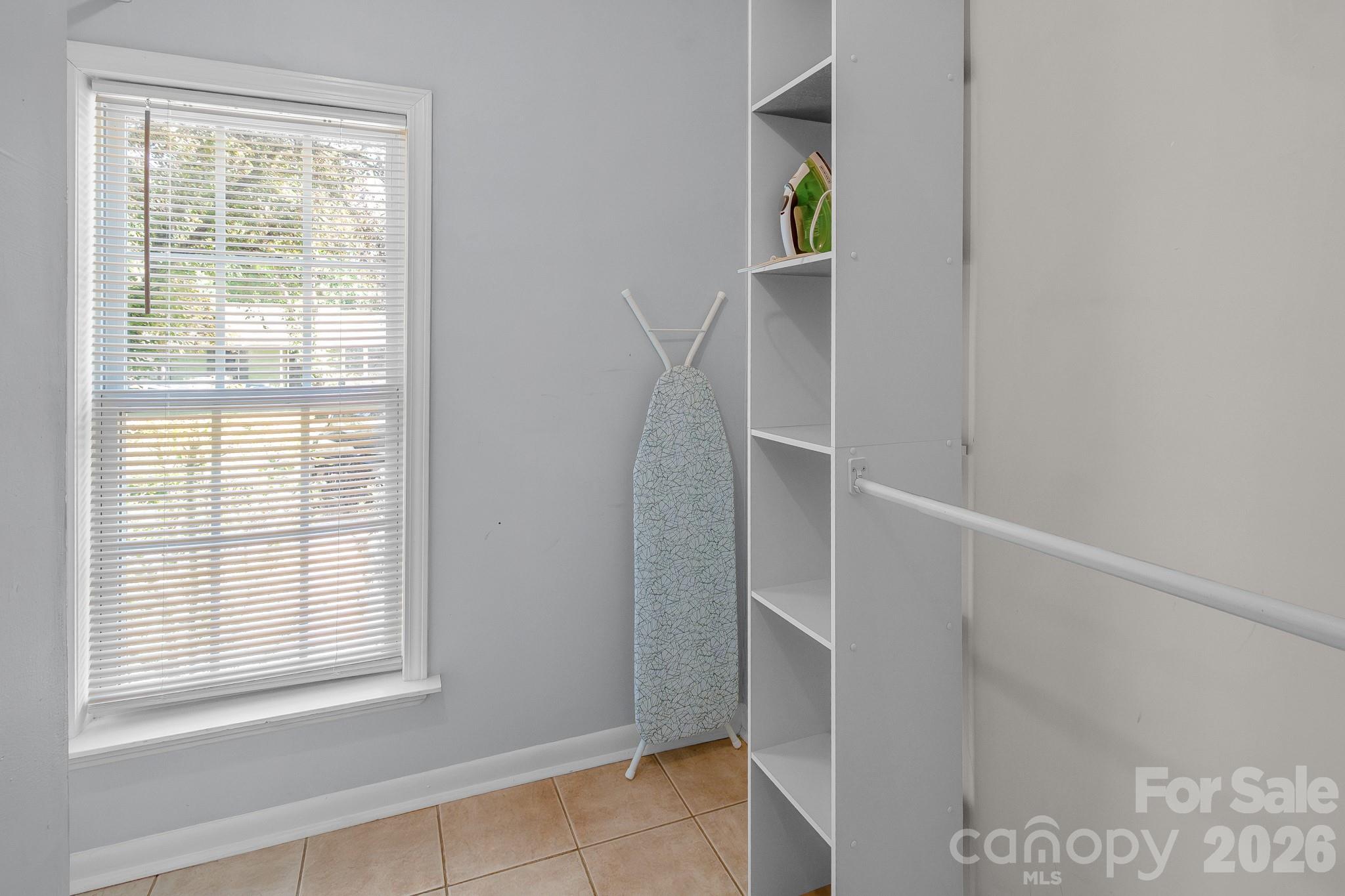 5812 Rock Hollow Drive — Charlotte