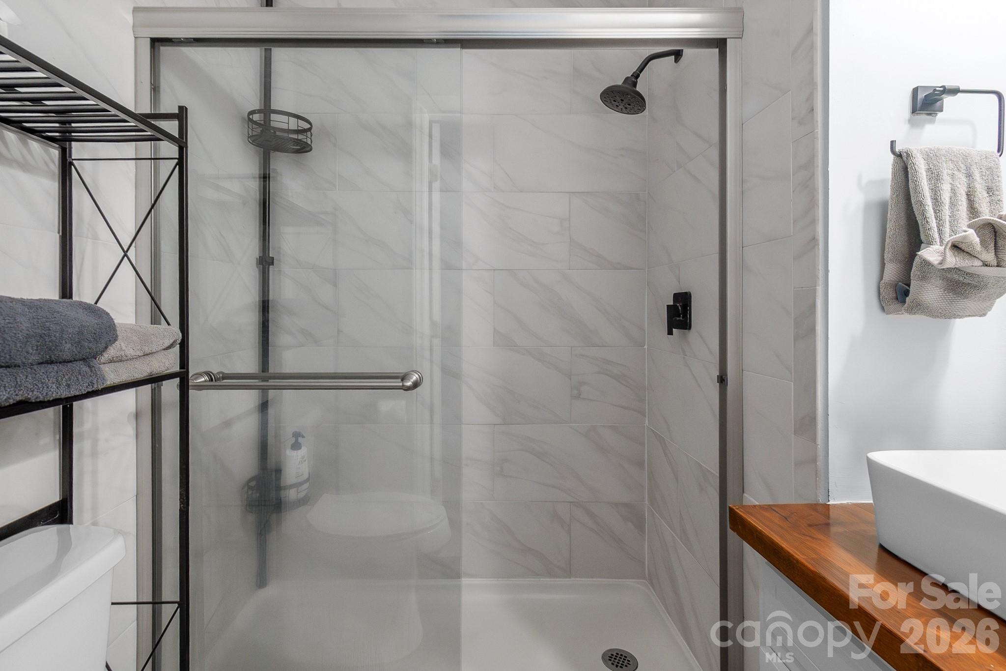 5812 Rock Hollow Drive — Charlotte