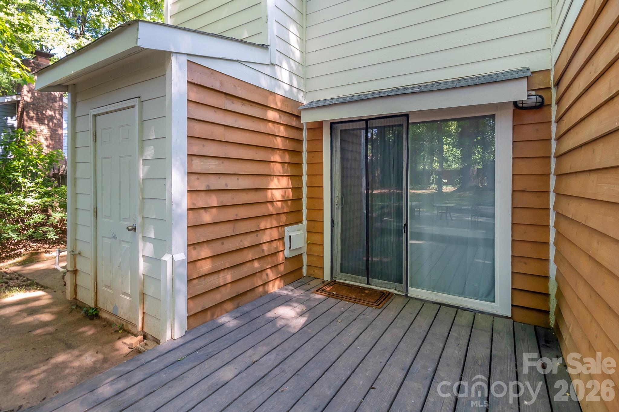 5812 Rock Hollow Drive — Charlotte