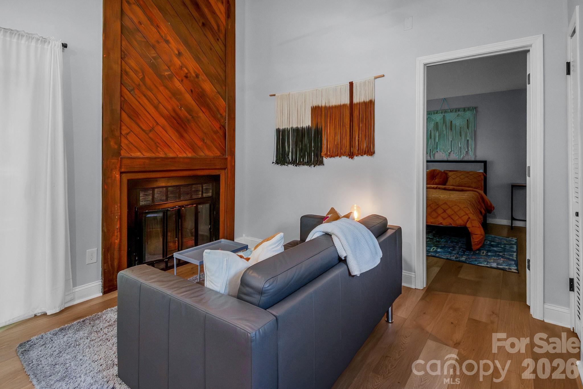5812 Rock Hollow Drive — Charlotte