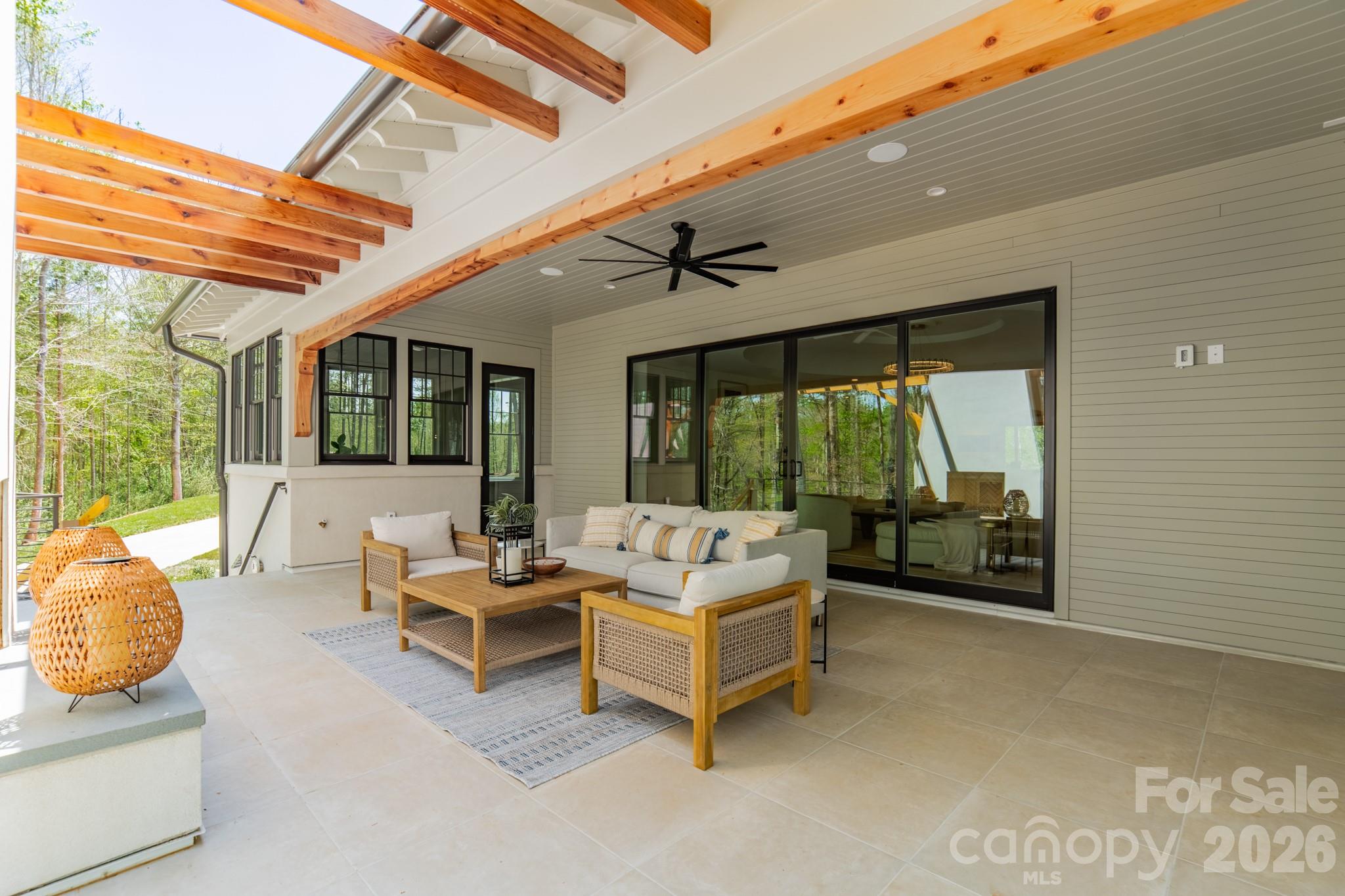 1052 Ventosa Drive — Denver