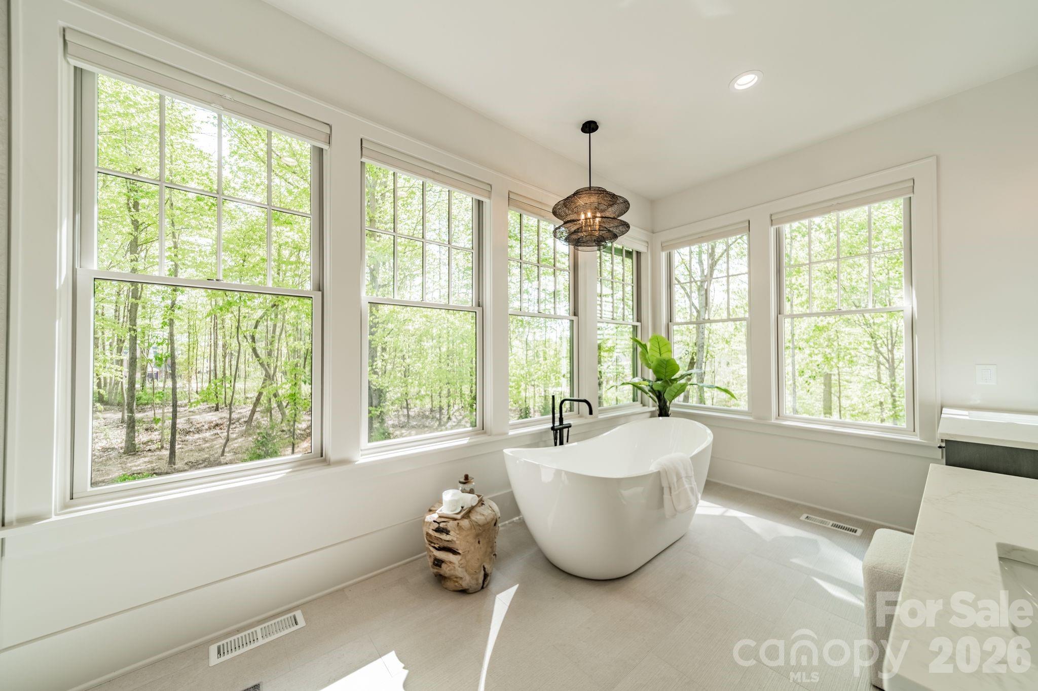 1052 Ventosa Drive — Denver