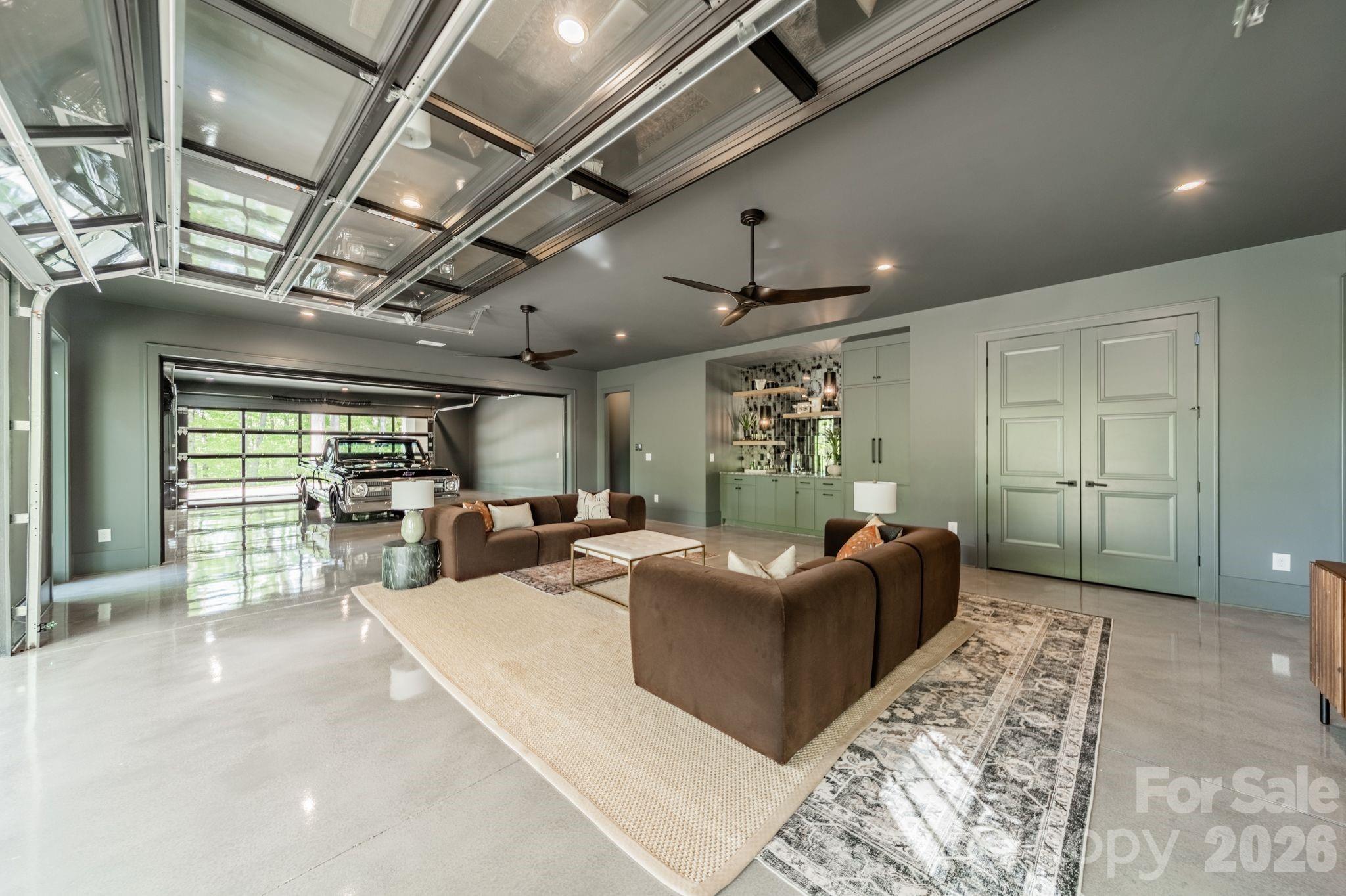 1052 Ventosa Drive — Denver