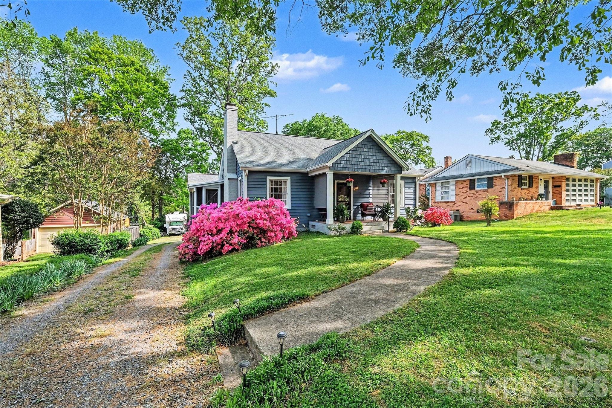 720 W Sumter Street — Shelby