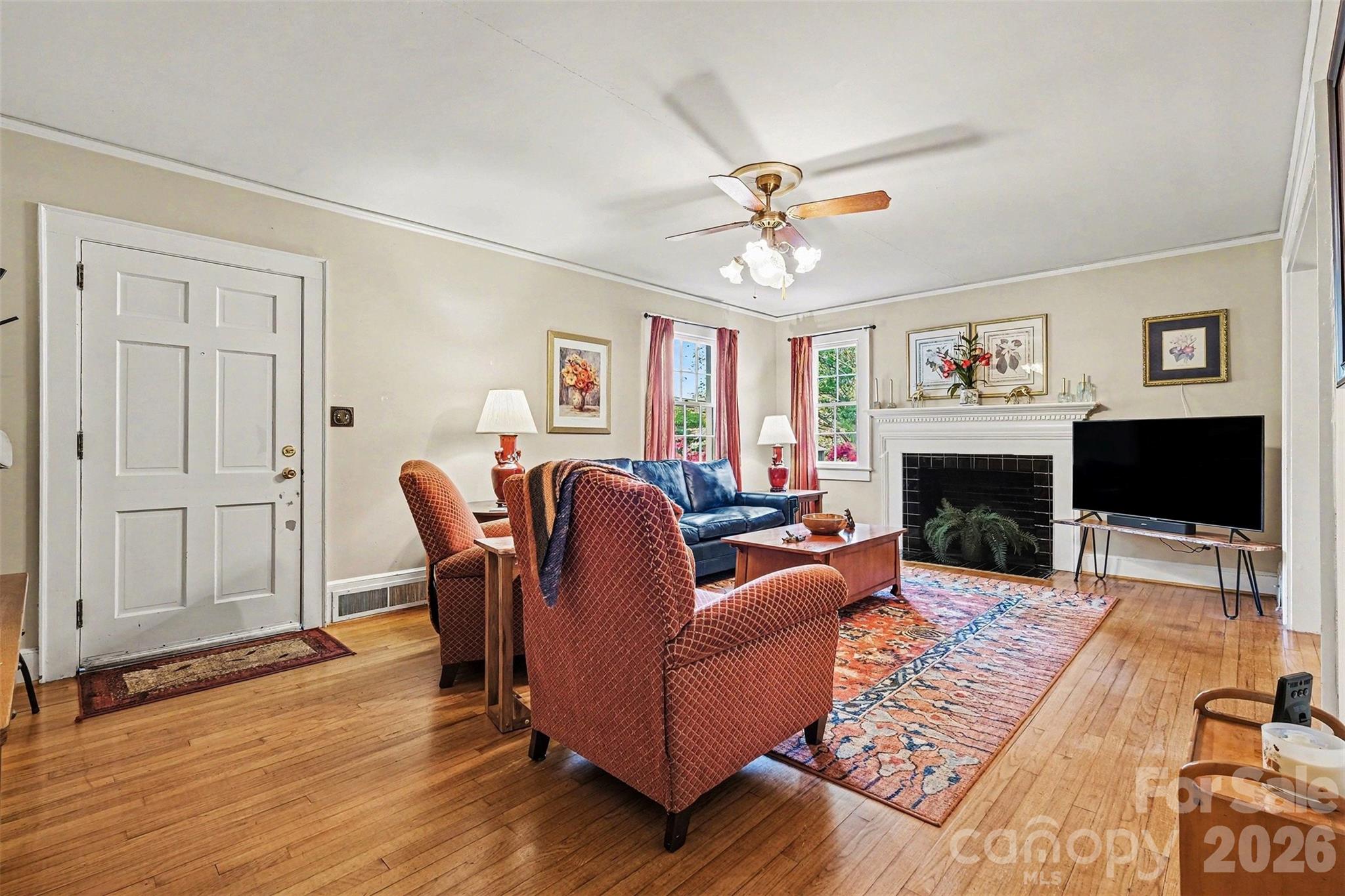 720 W Sumter Street — Shelby