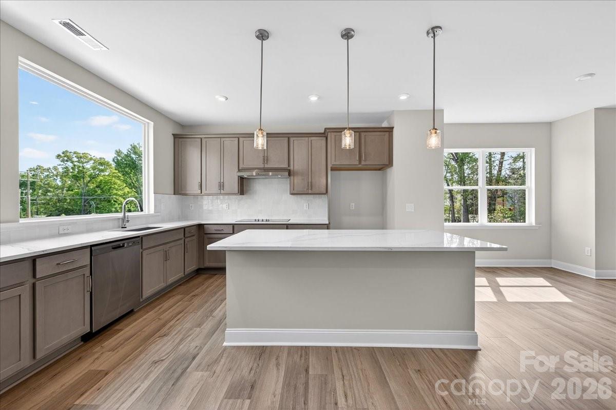 7921 Cedarsmith Court — Charlotte
