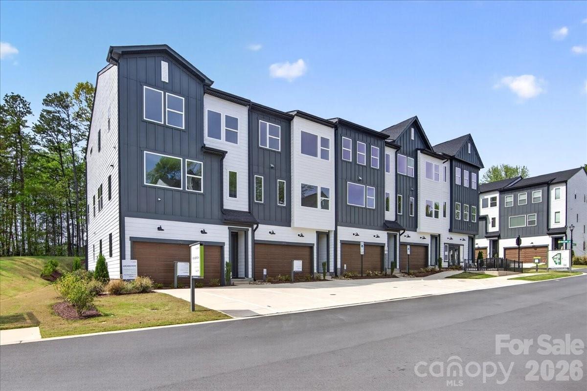 7921 Cedarsmith Court — Charlotte
