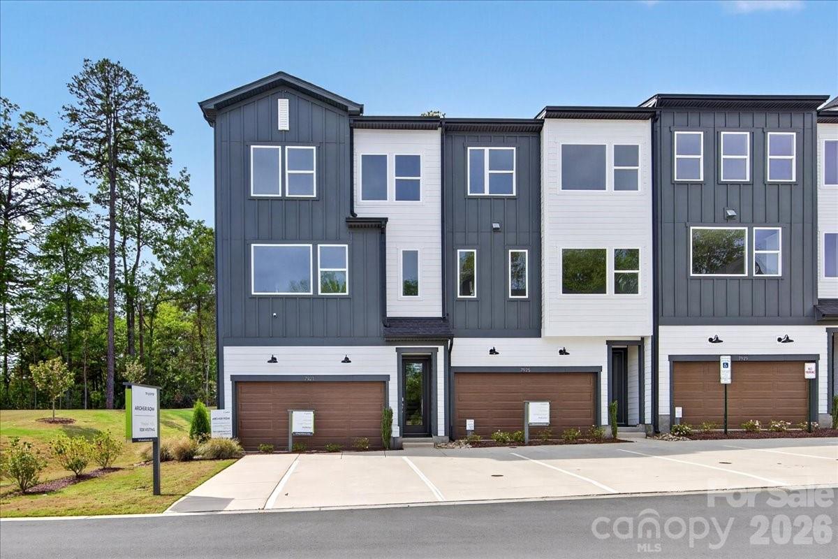 7921 Cedarsmith Court — Charlotte