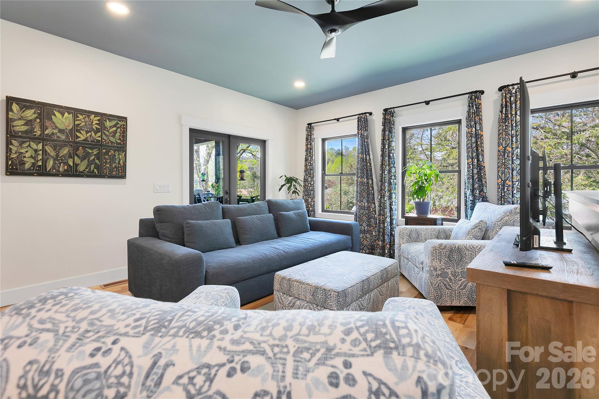 71 Hidden Pond Lane — Brevard