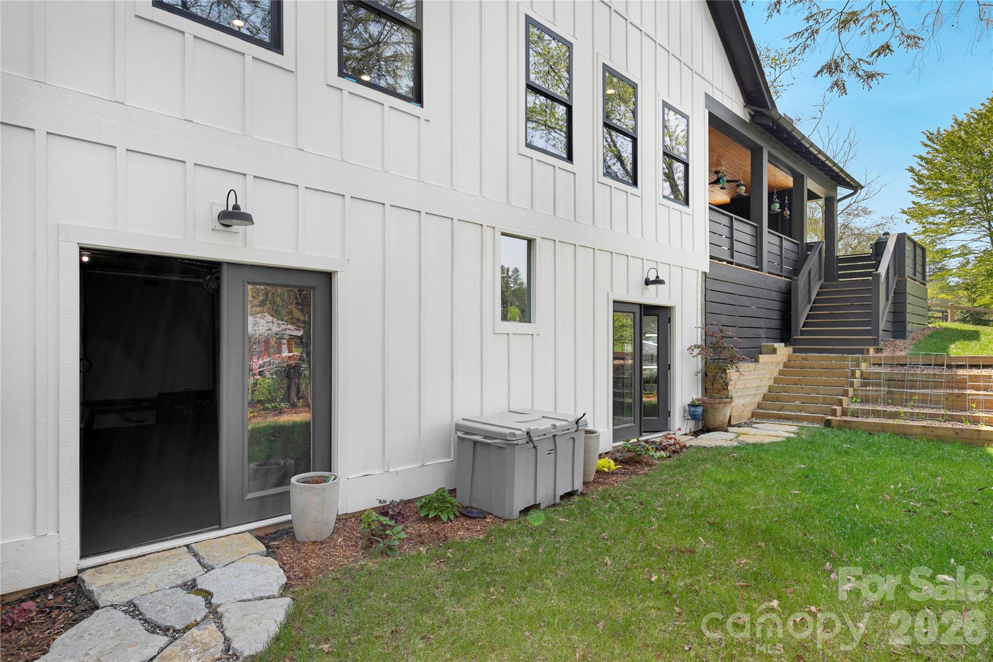71 Hidden Pond Lane — Brevard