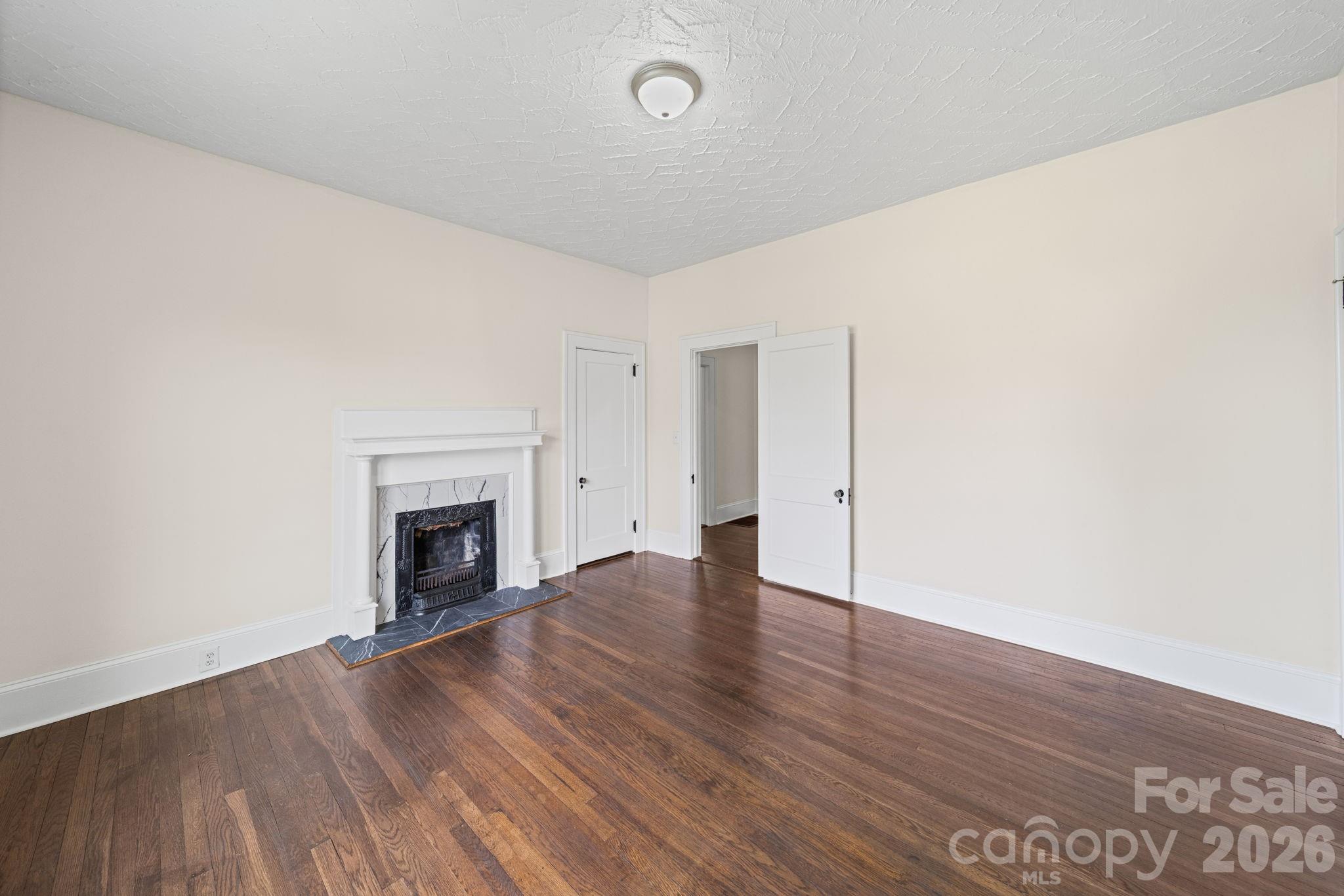511 W Passaic Street — Peachland