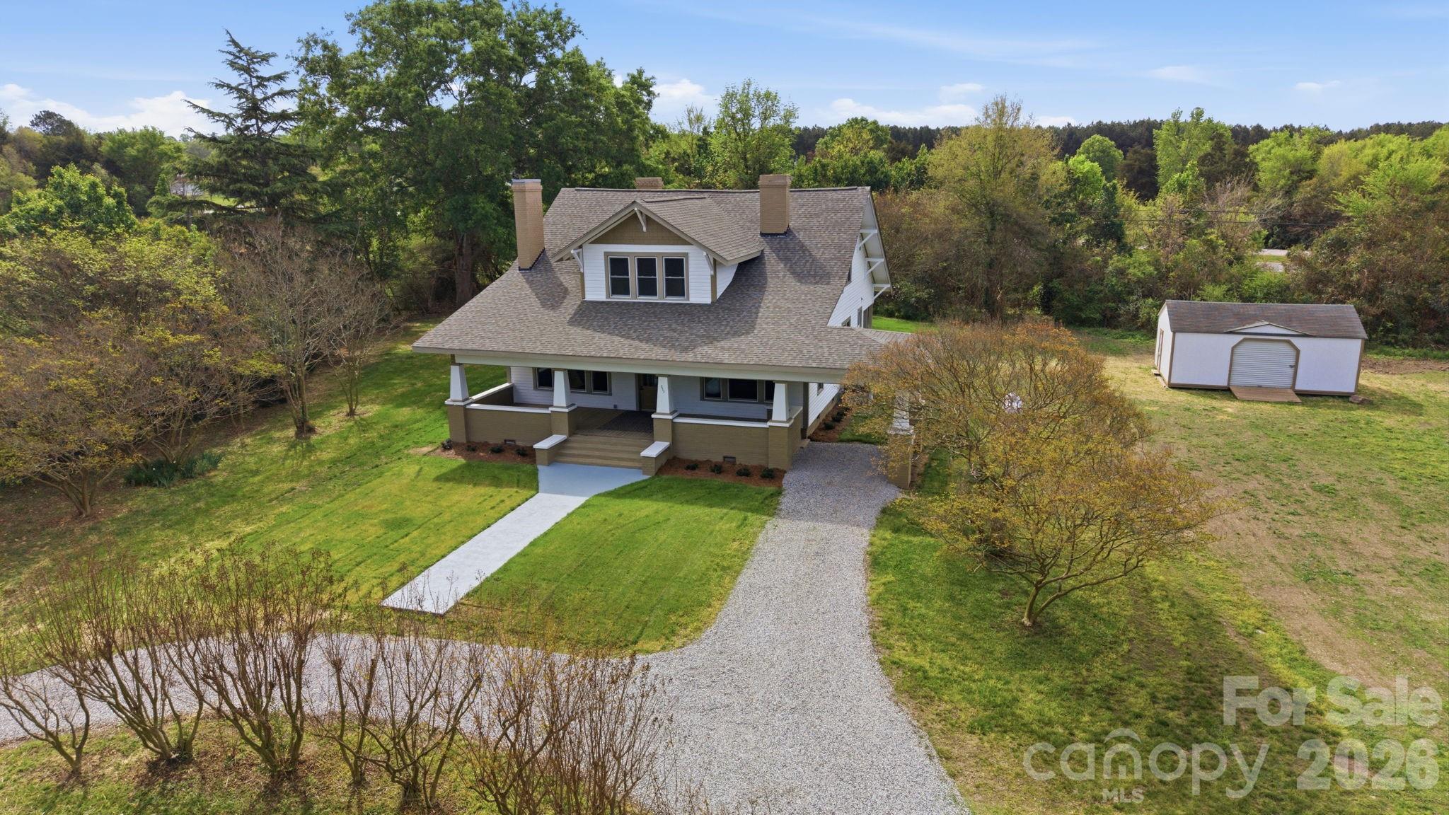 511 W Passaic Street — Peachland