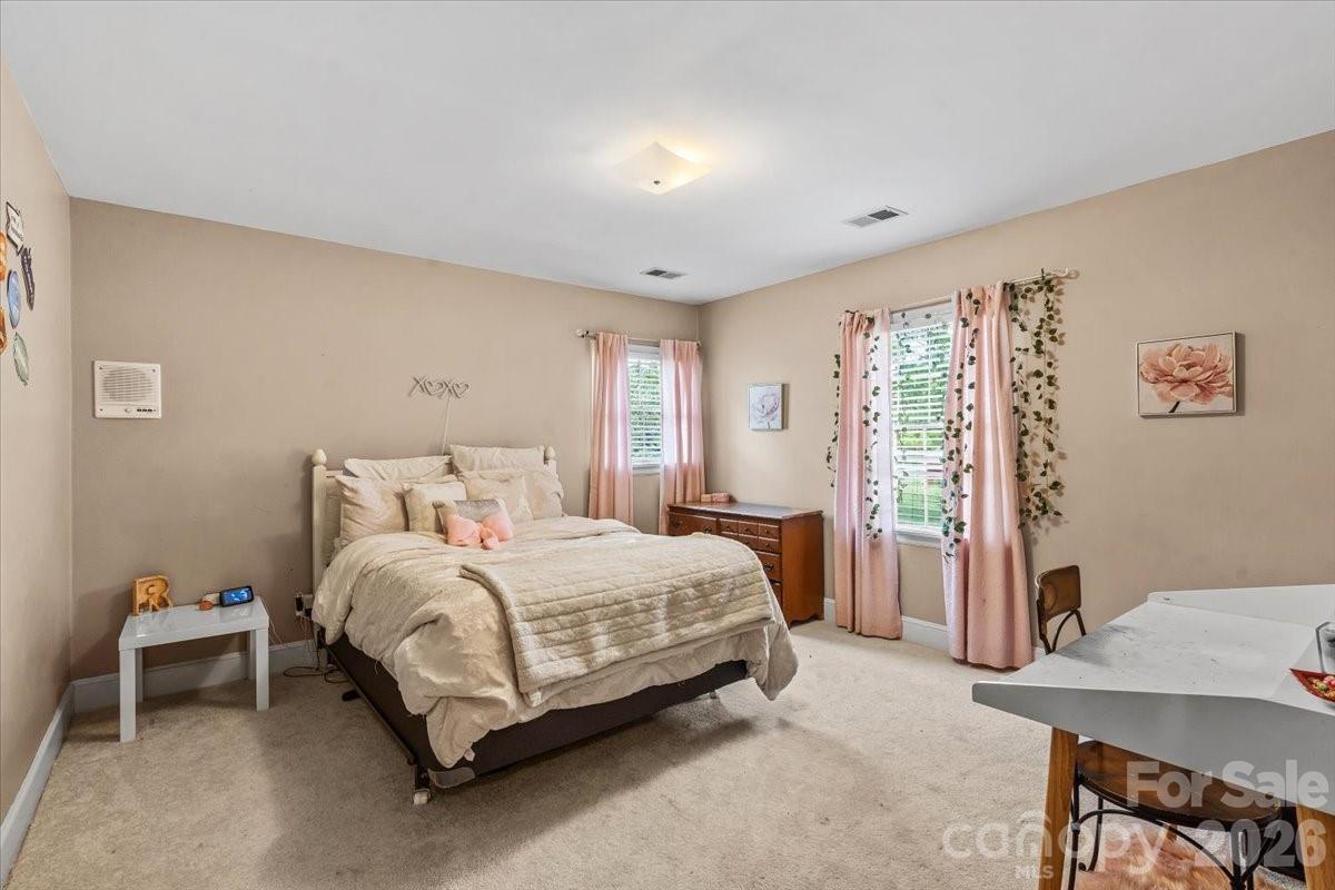 113 Woodstream Circle — Mooresville