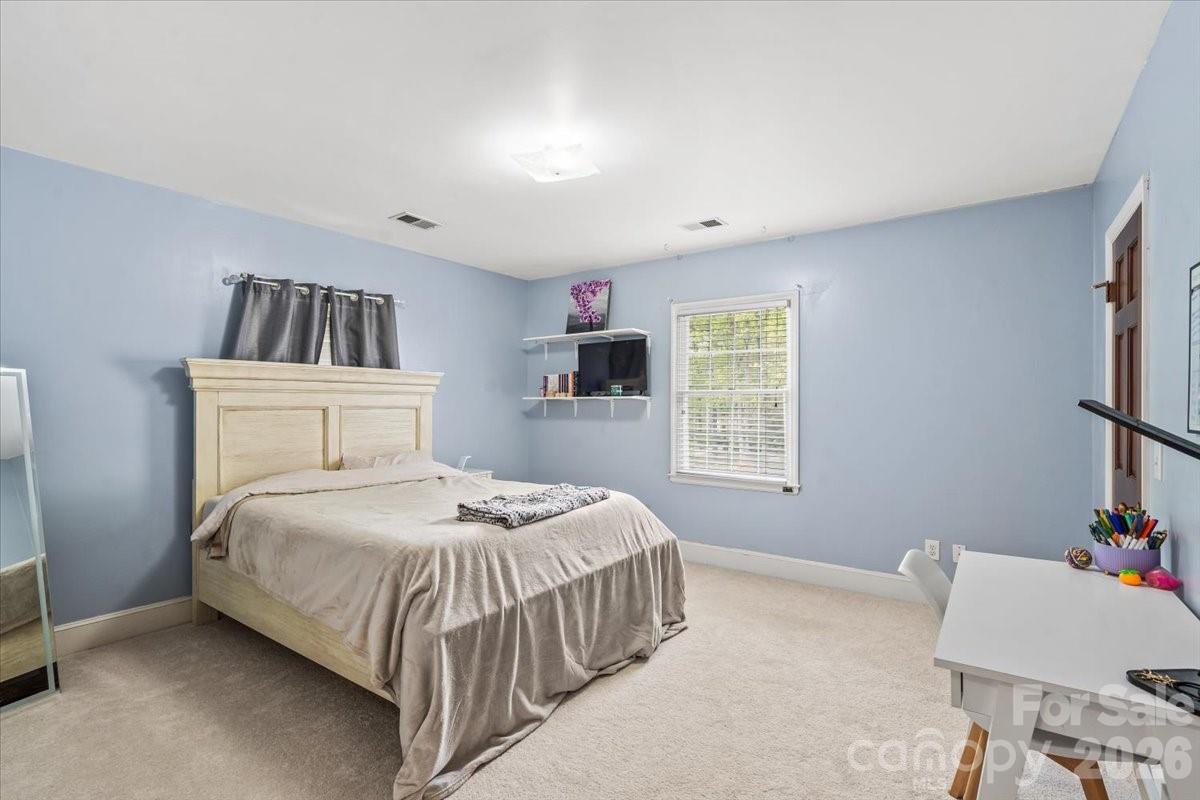 113 Woodstream Circle — Mooresville